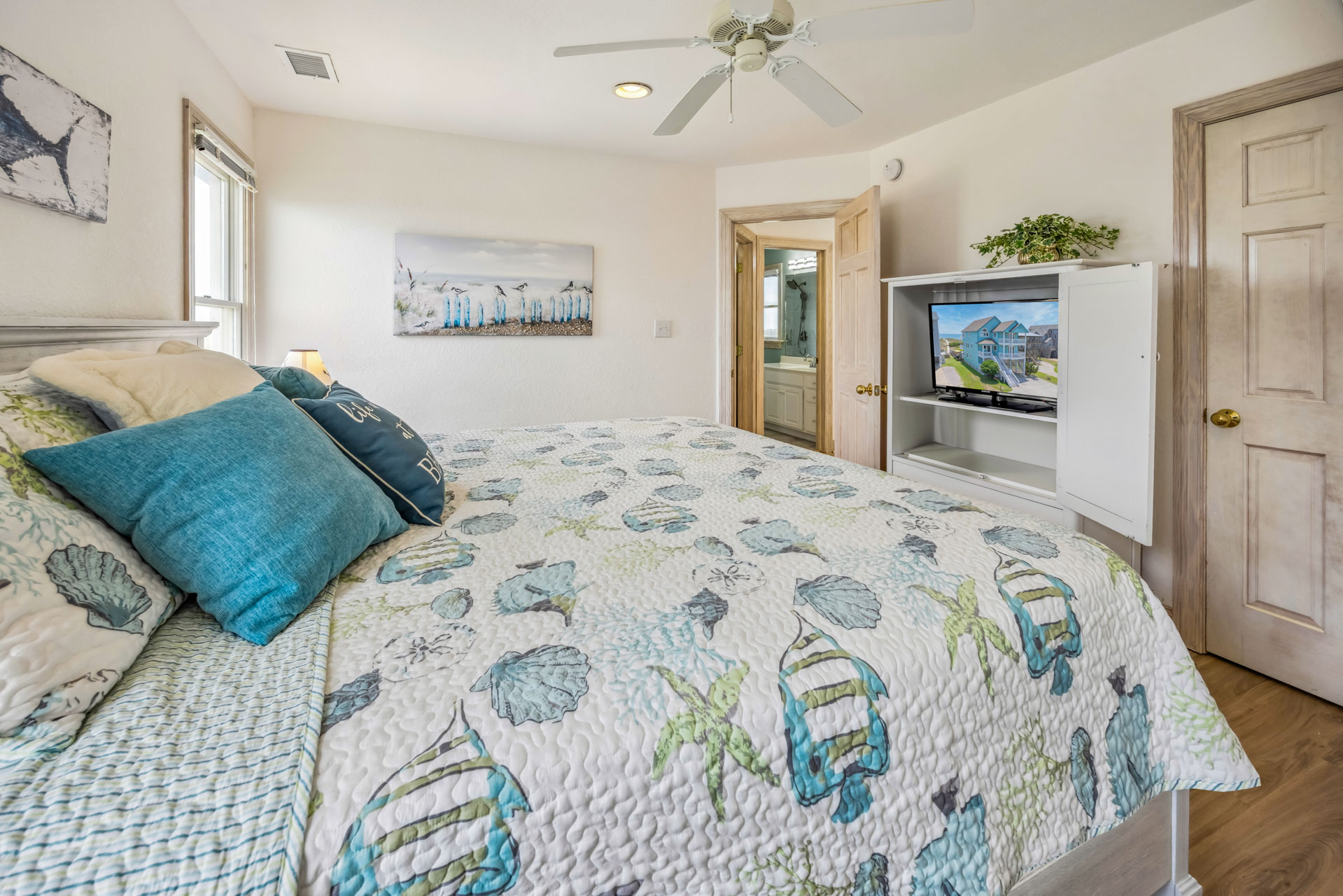 Surf Or Sound Realty 1130 Beach Babies Bedroom 1 2