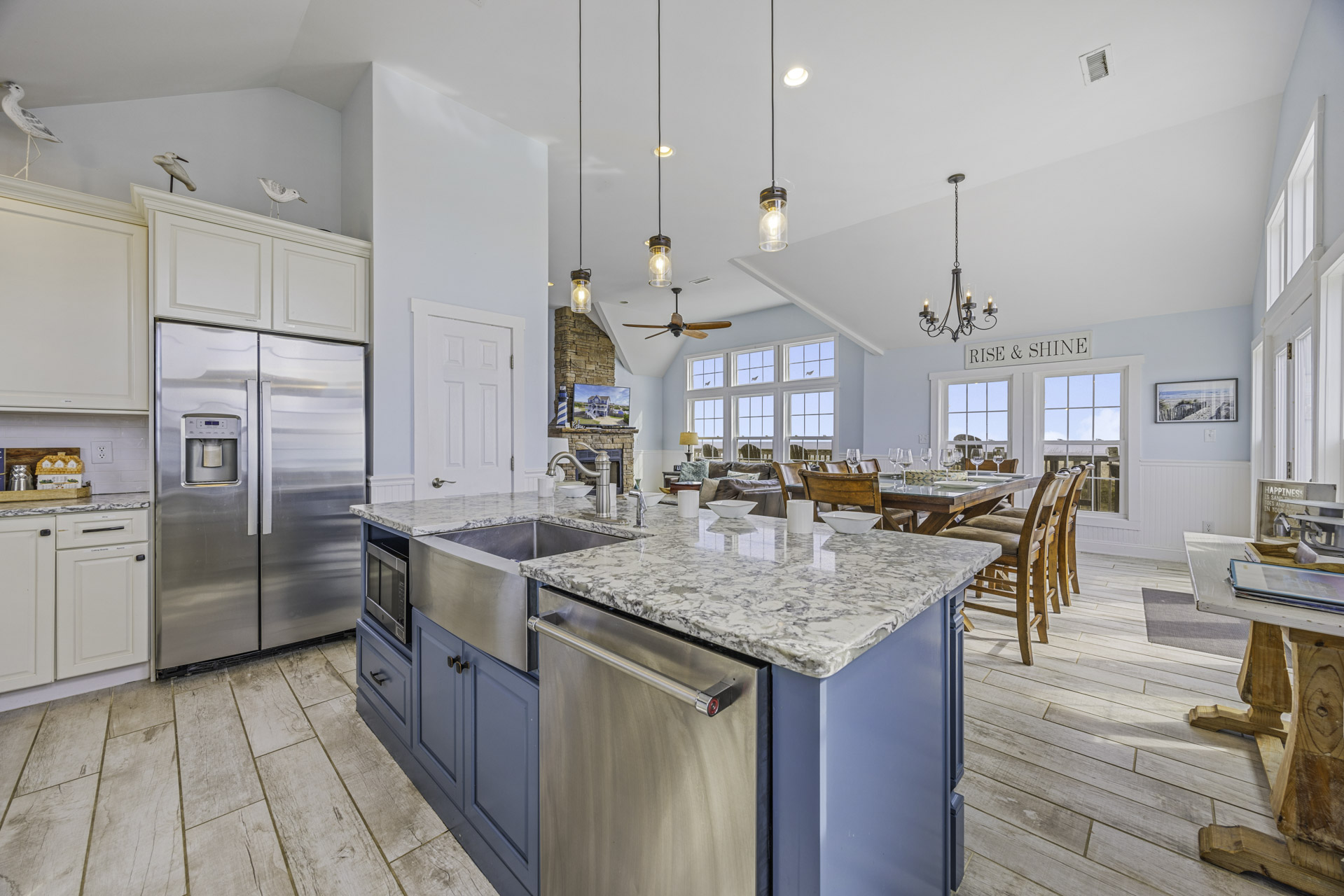 Surf Or Sound Realty 1231 Rise N Shine Kitchen 3