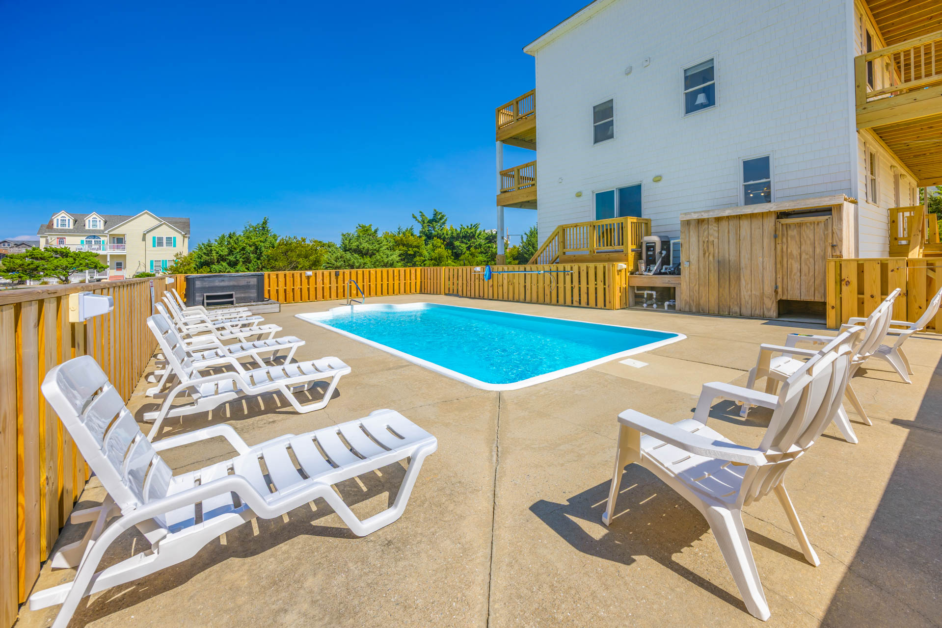 Surf Or Sound Realty 727 Knights In Salvo Pool Area 2