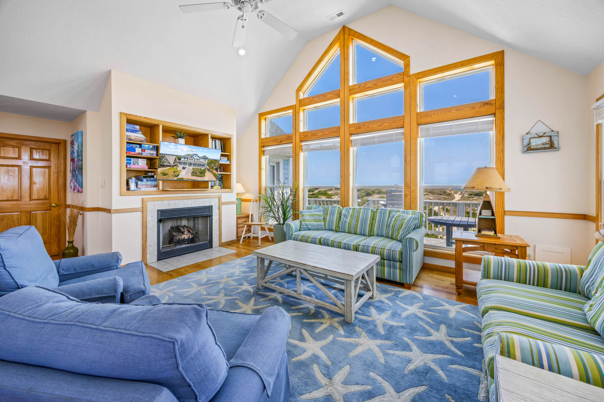 Surf Or Sound Realty 1030 Salty Paws Great Room 4