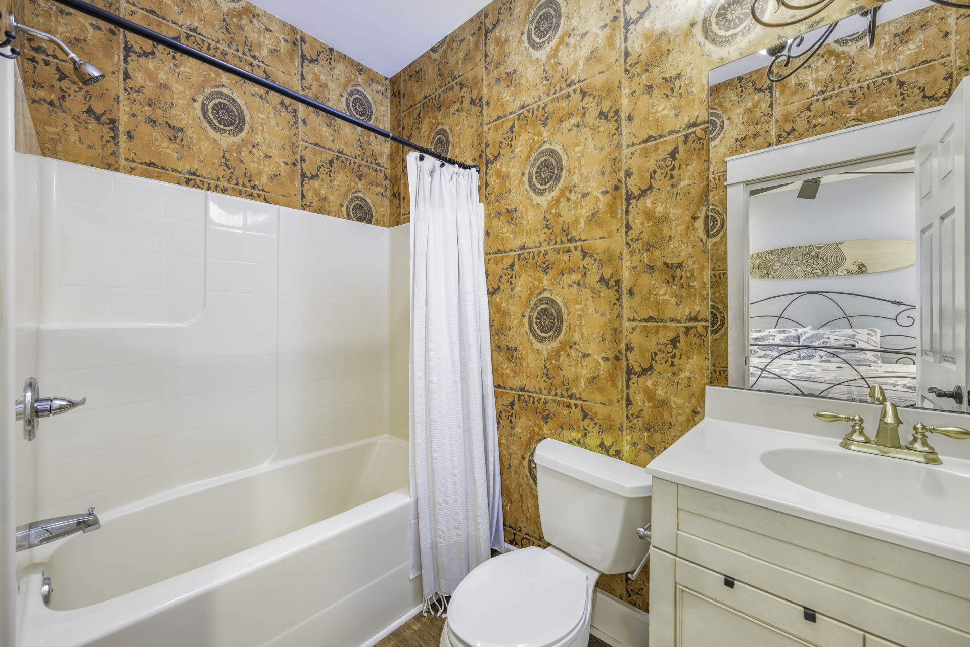 Surf Or Sound Realty 1156 Lemonade Bedroom 8 1