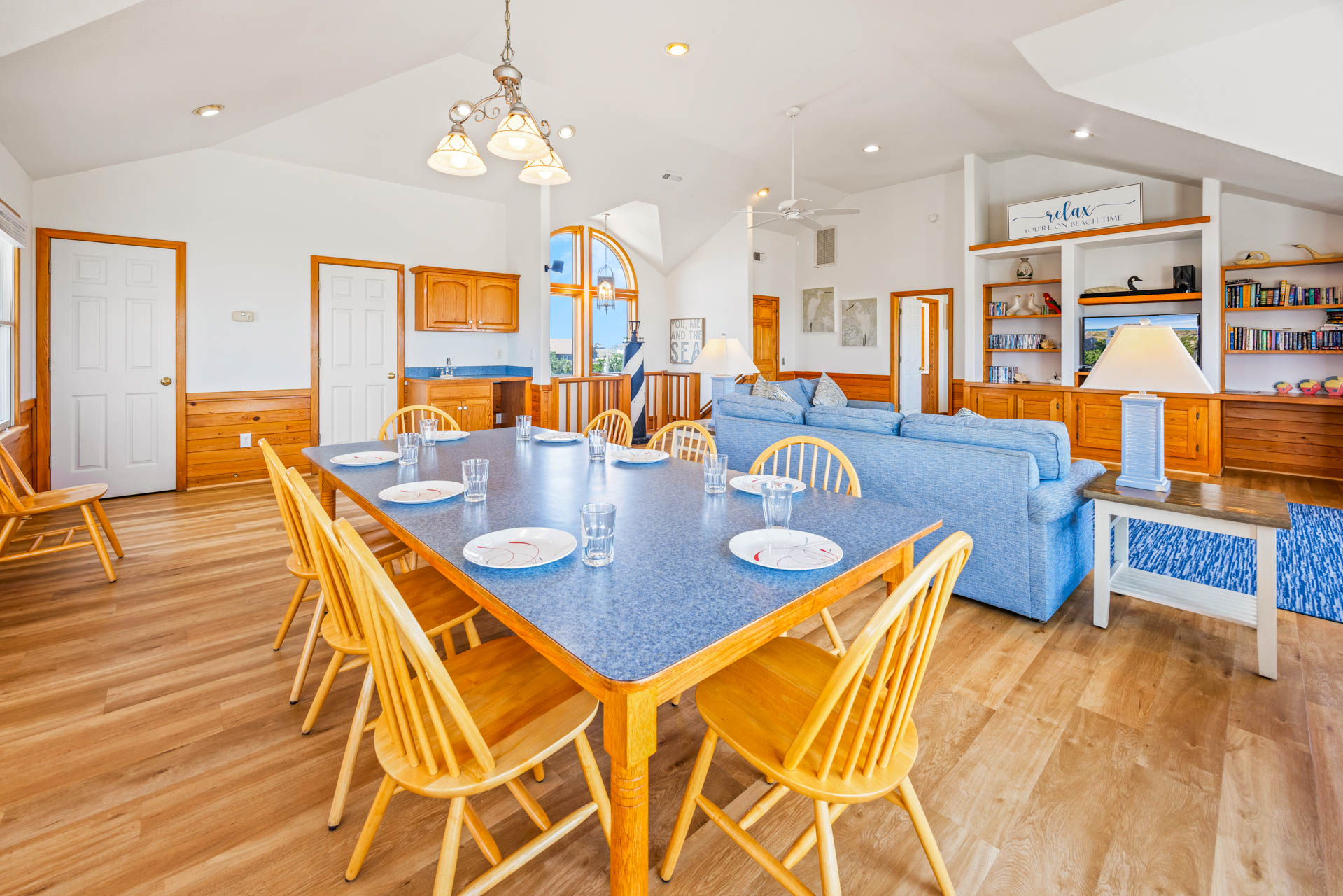 Surf Or Sound Realty 971 Sea Skeet Dining Area 3