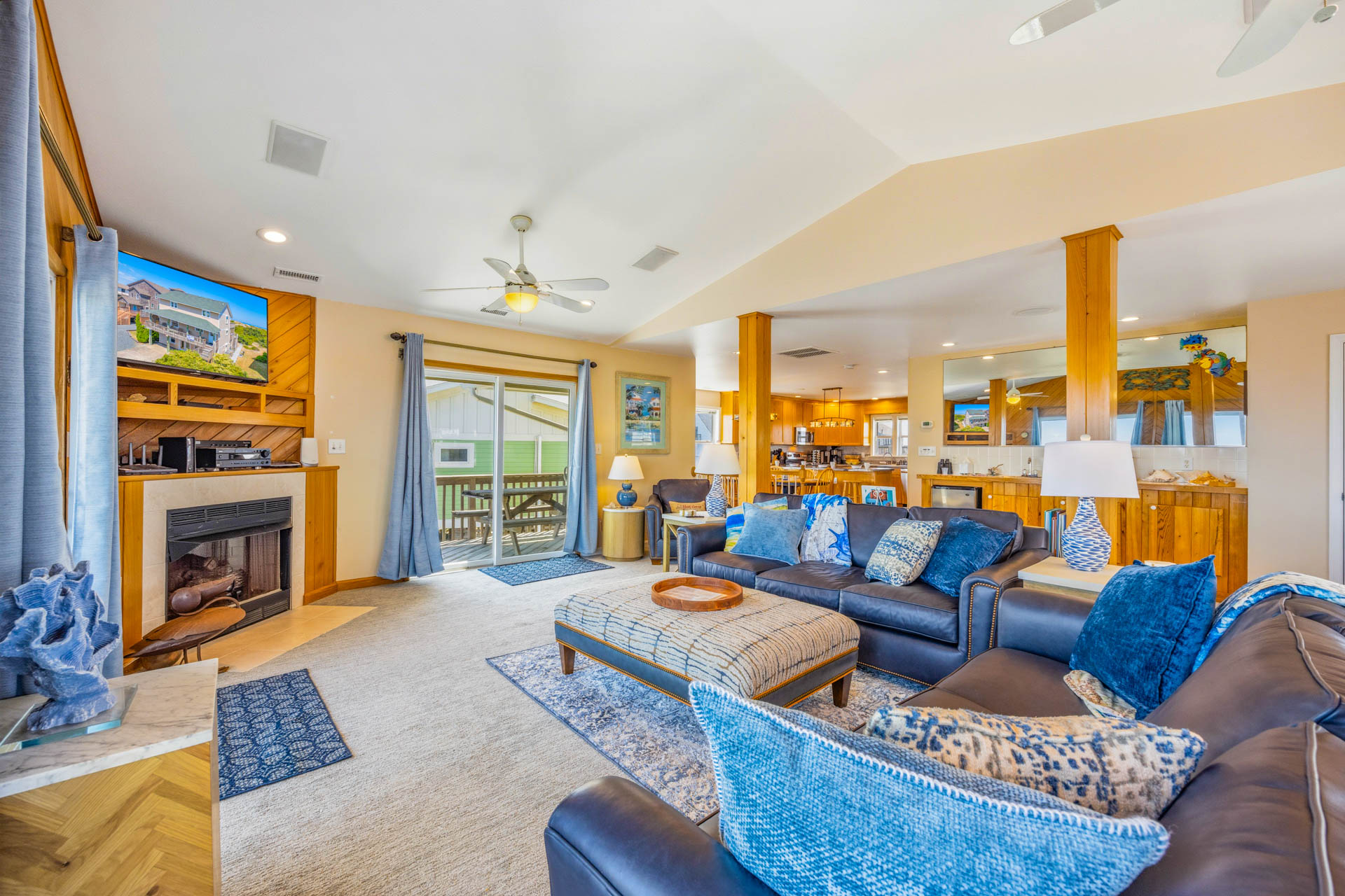 Surf Or Sound Realty 636 Changes In Attitude Avon Great Room 4