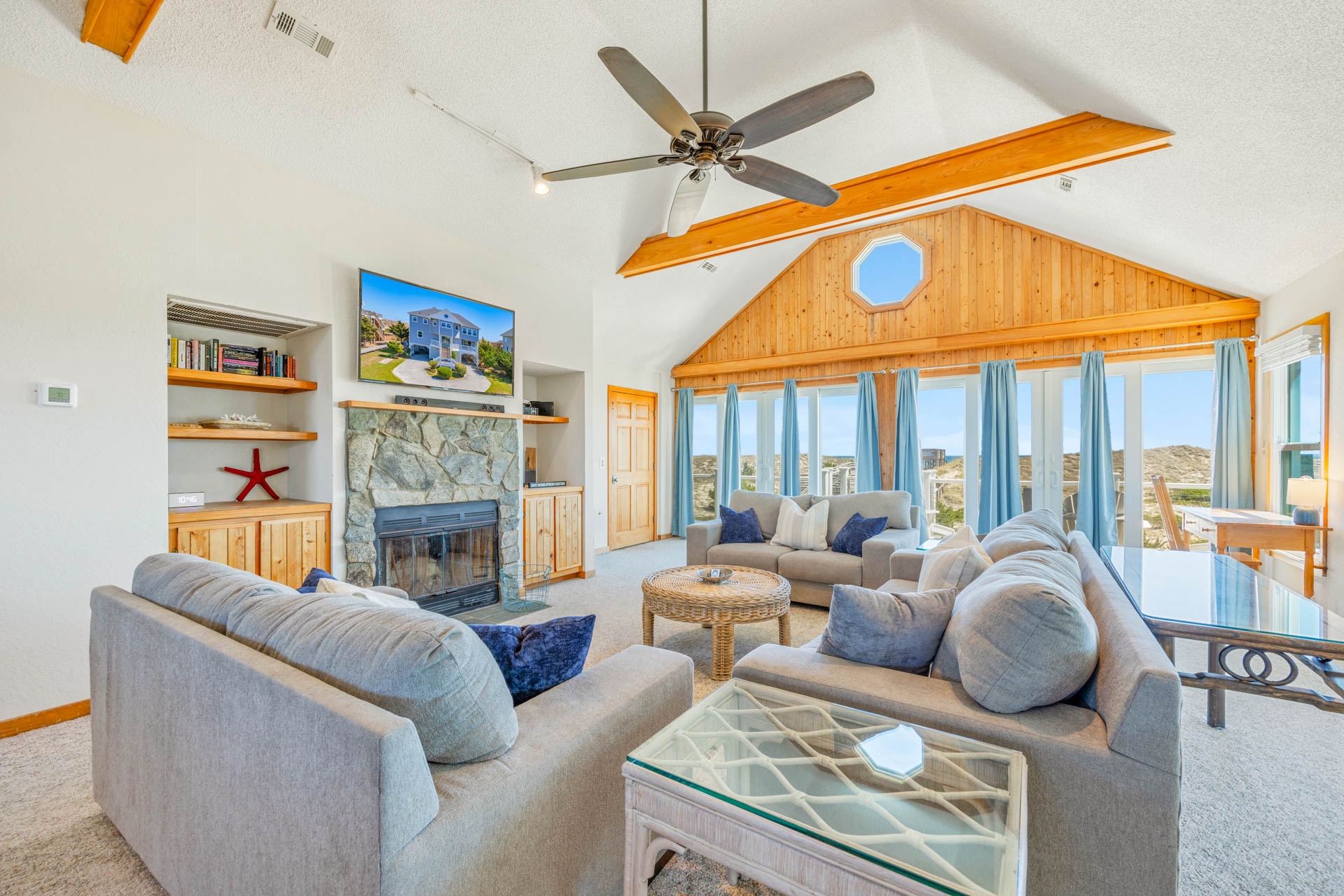 Surf Or Sound Realty 1208 Tranquil Waves Great Room 1