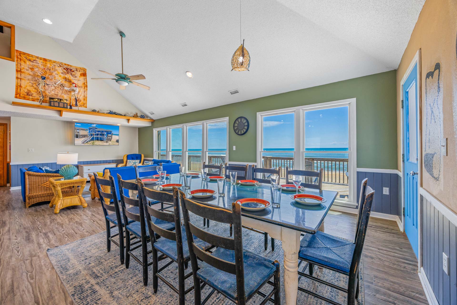 Surf Or Sound Realty 1111 Beachfront Pirates Dining Area 3