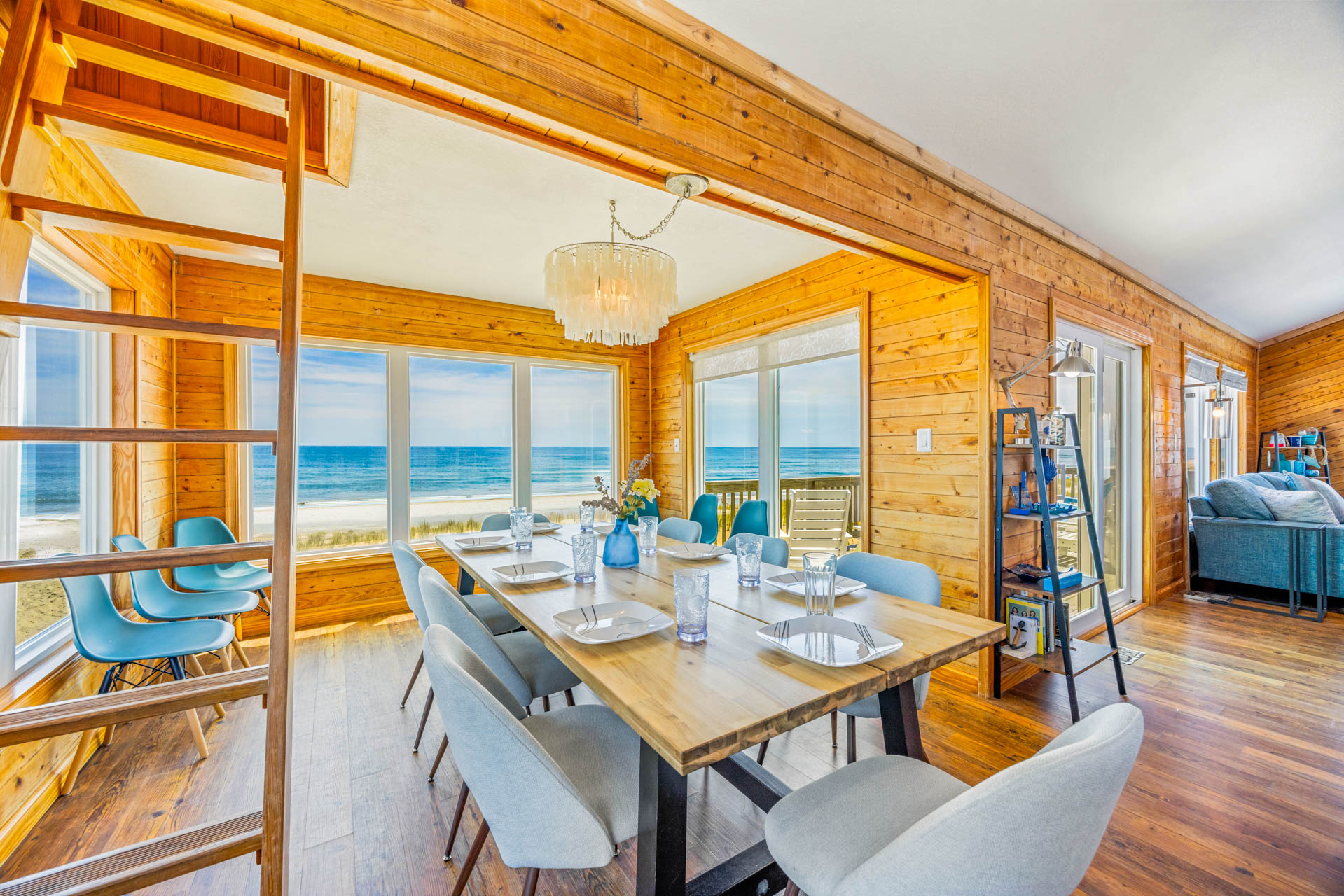 Surf Or Sound Realty 964 Seas The Day Dining Area 2