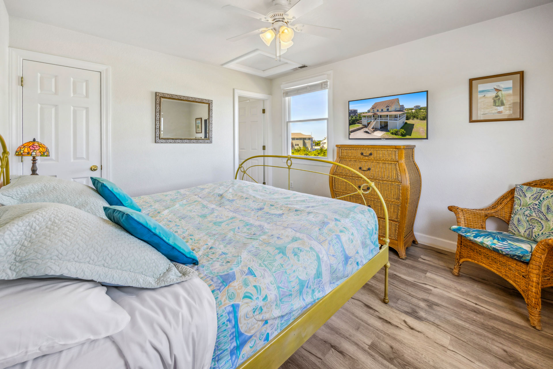 Surf Or Sound Realty 660 Beach Music Bedroom 1 1