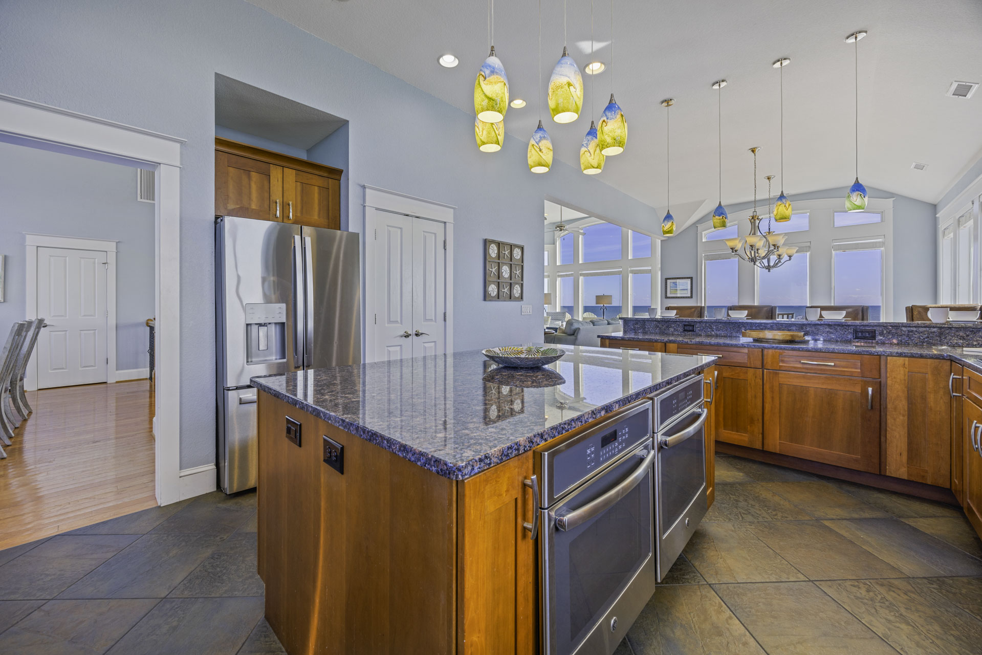 Surf Or Sound Realty 803 Chicken By The Sea Kitchen 4