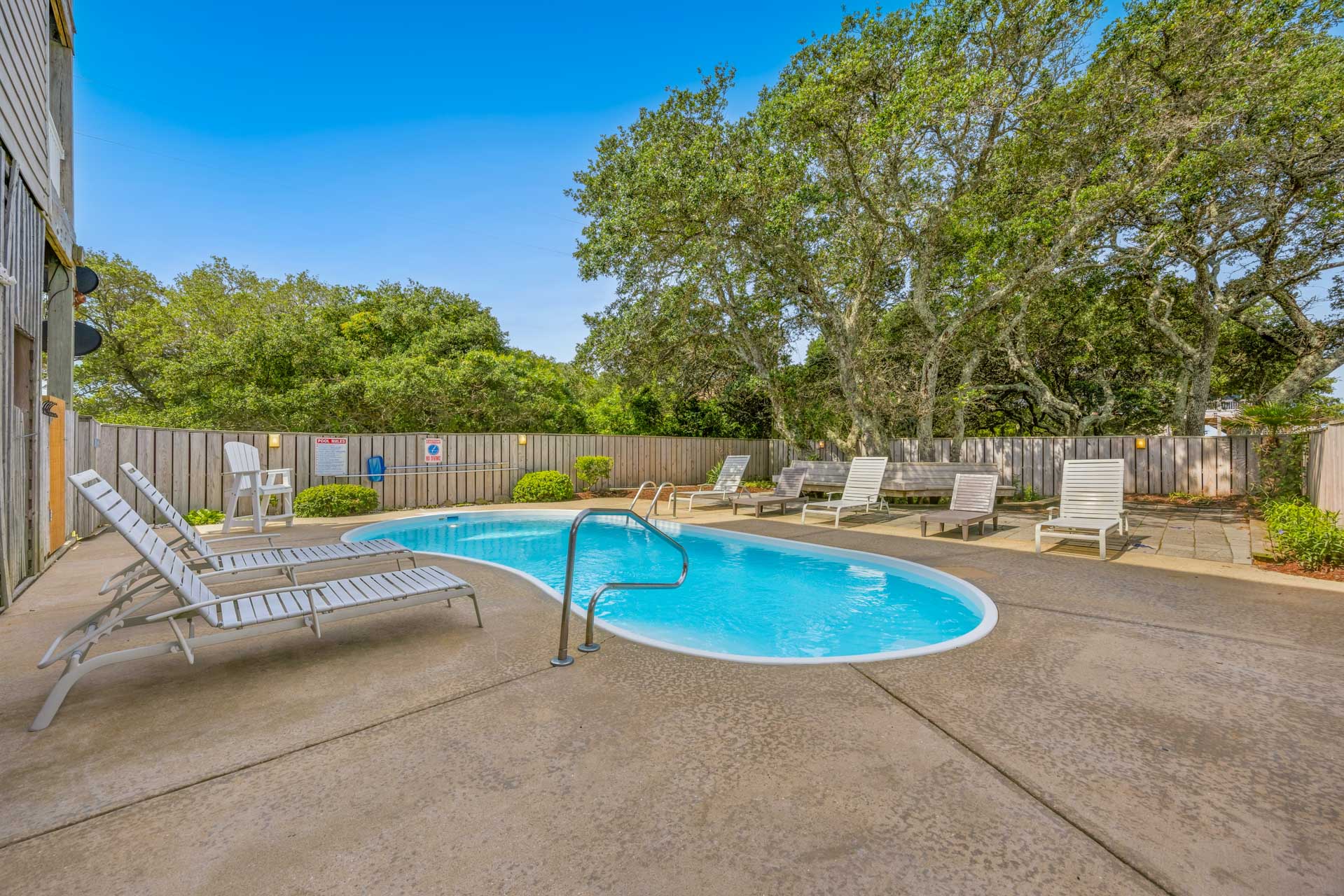 Surf Or Sound Realty 1255 Villa Dolce Vita Pool Area 4