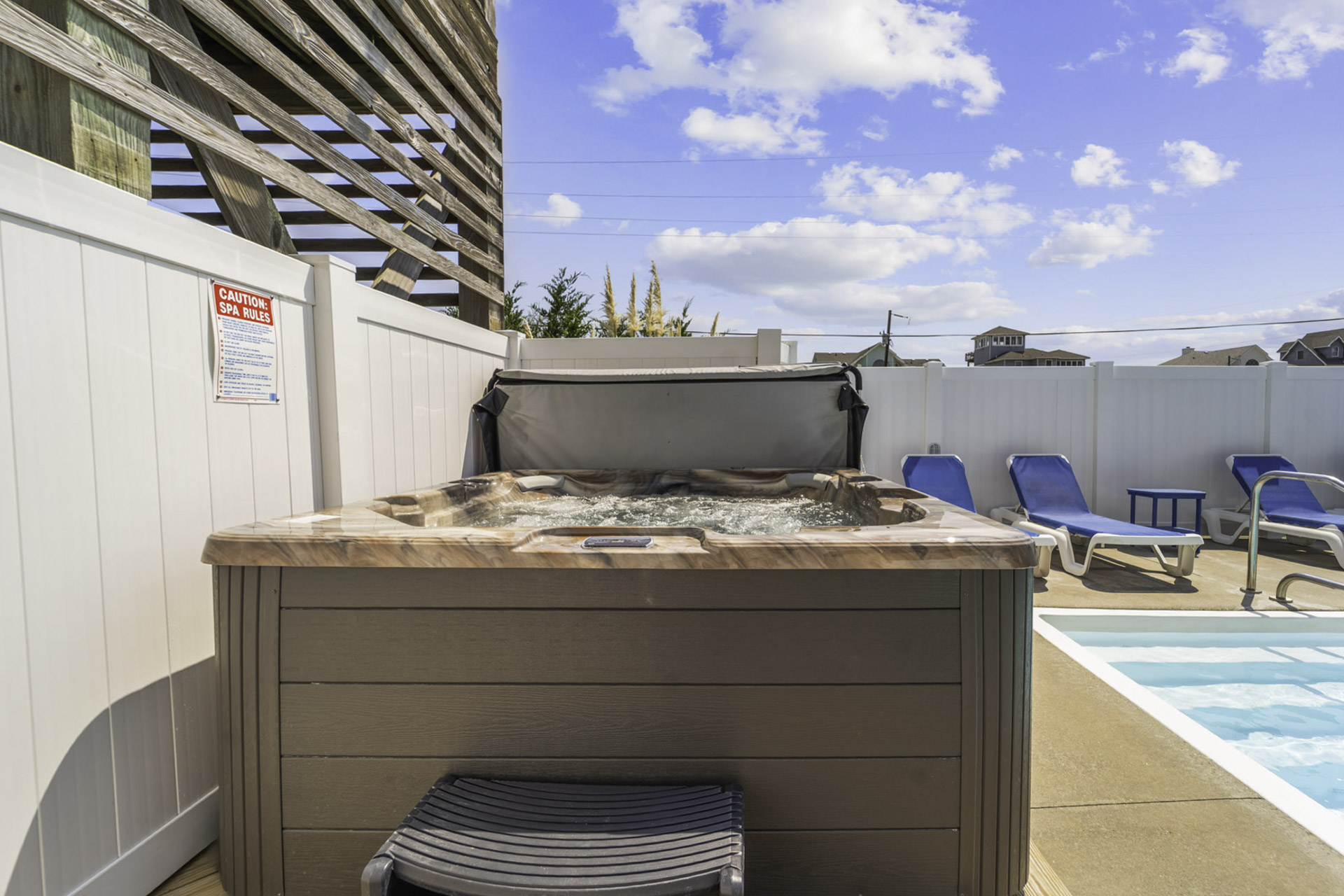 Surf Or Sound Realty 1243 September Breeze Hot Tub 2