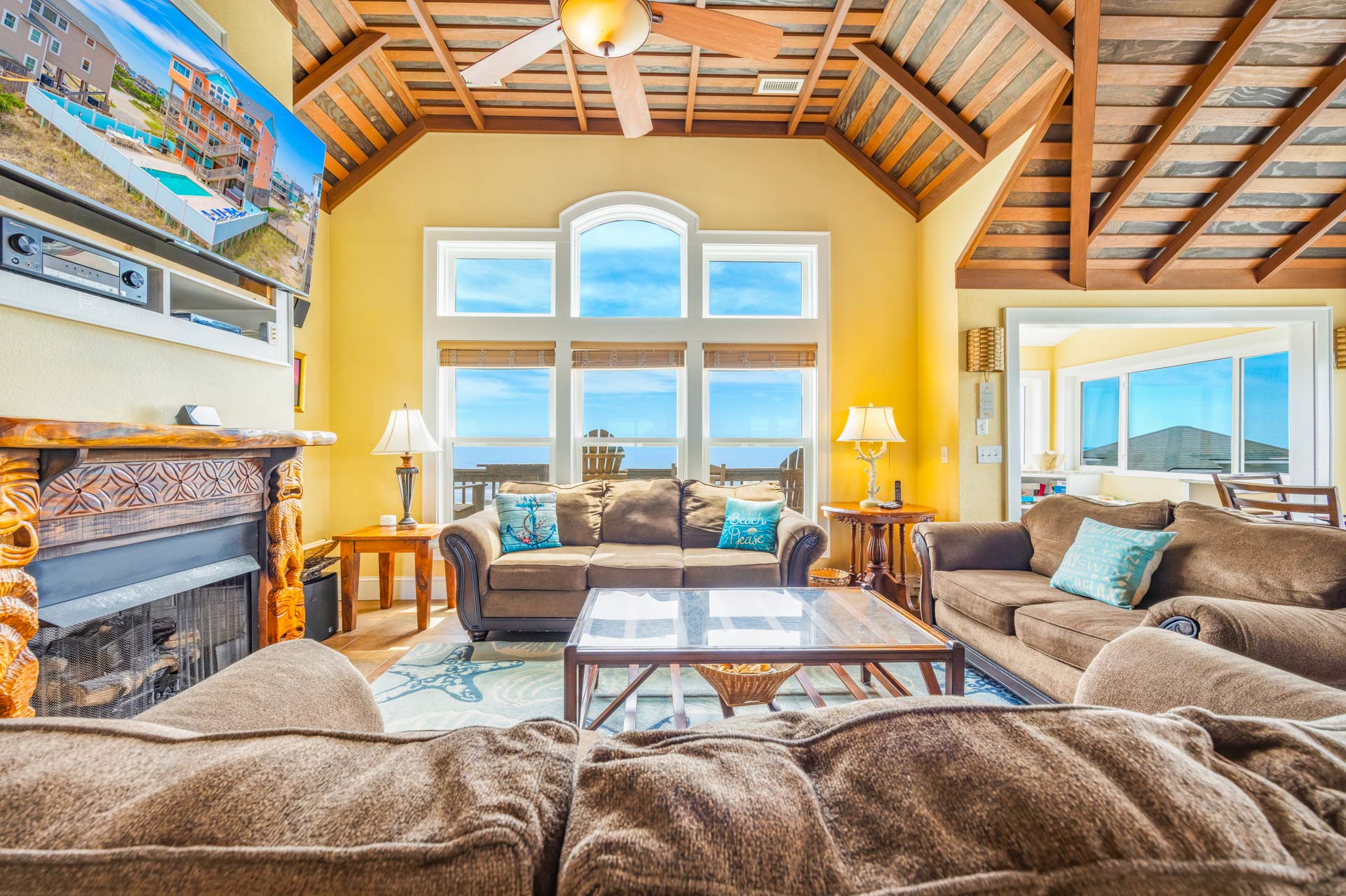 Surf Or Sound Realty 957 Coral Breeze Great Room 5