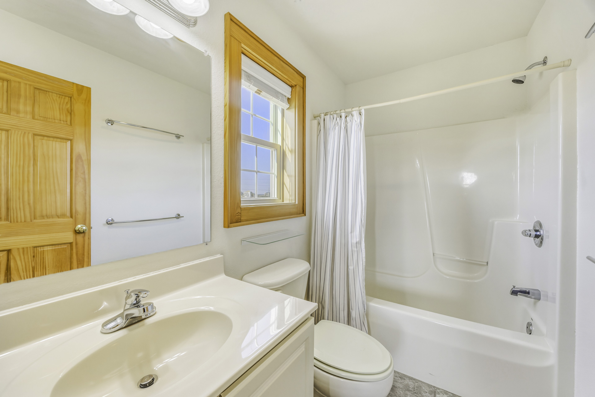 Surf Or Sound Realty 902 Triple Fins Bedroom 1 3