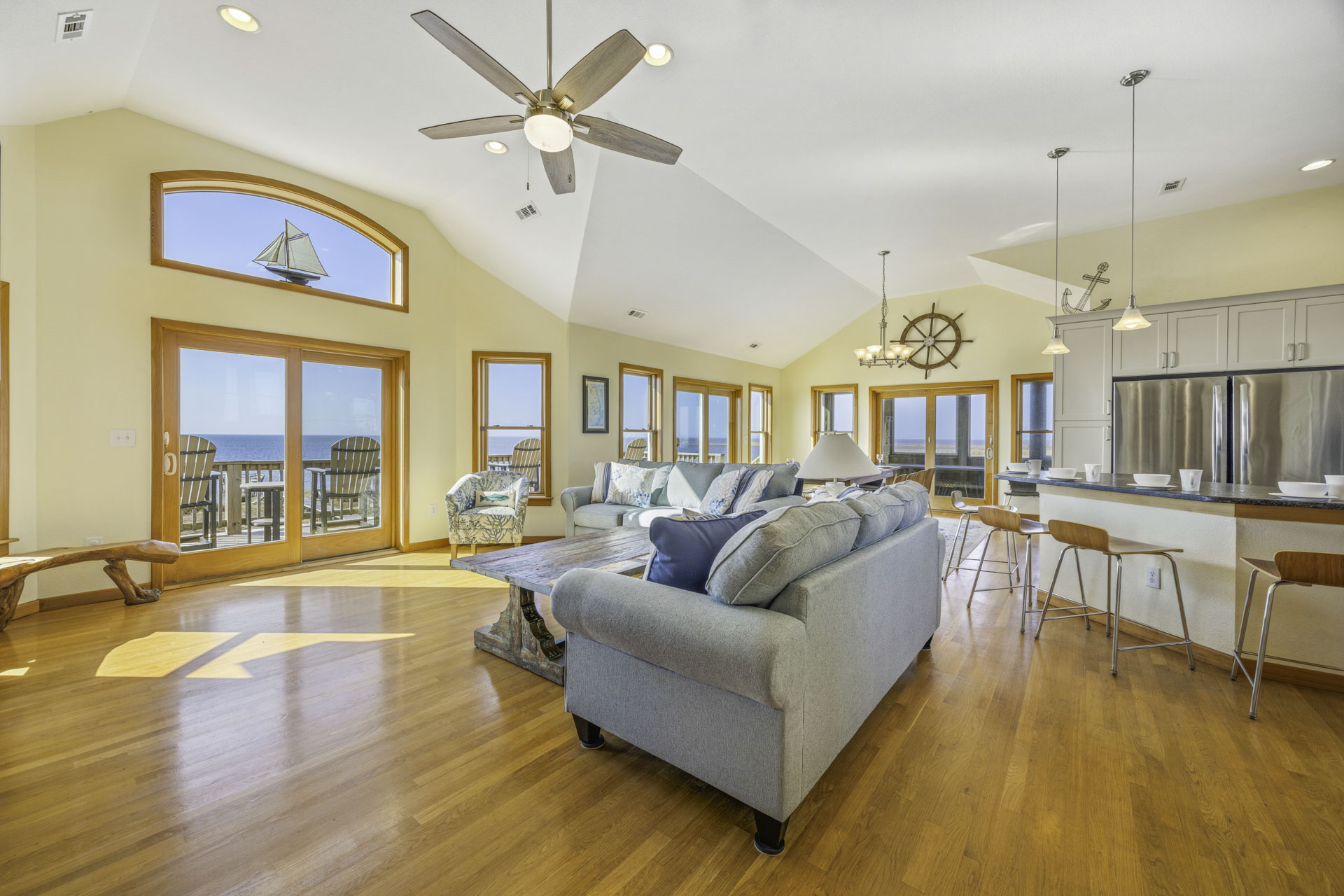 Surf Or Sound Realty 481 Sweet Tranquility Great Room 1