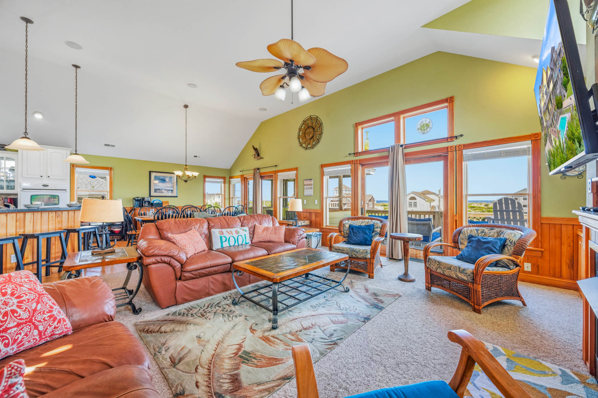 Surf Or Sound Realty 460 Freebird Great Room 3