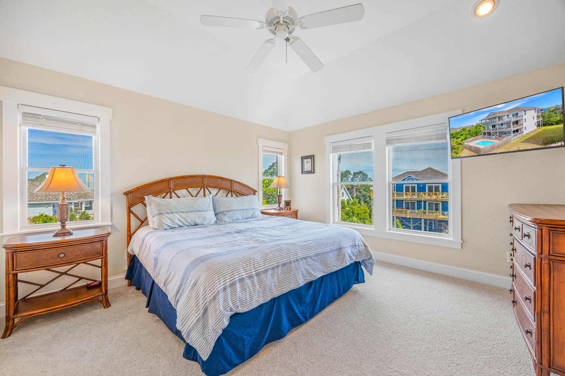 Surf Or Sound Realty 458 Waves Daze Bedroom 1 1