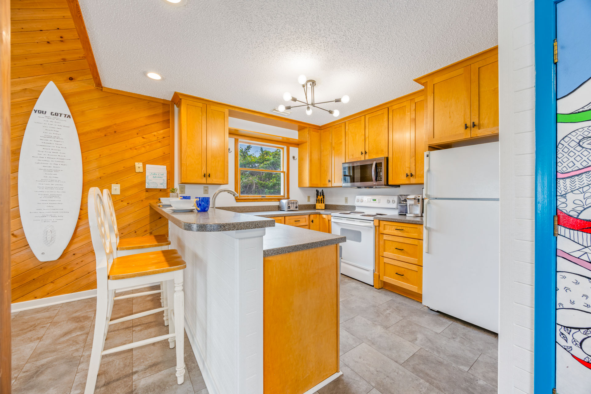 Surf Or Sound Realty 1216 Seaglasses Kitchen 1