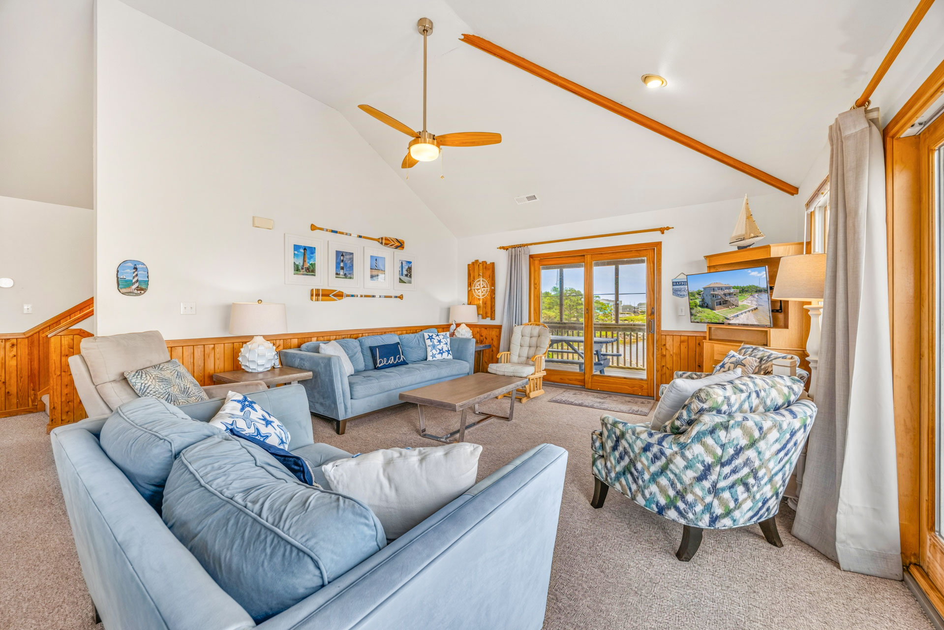 Surf Or Sound Realty 165 Against The Wind Great Room 3