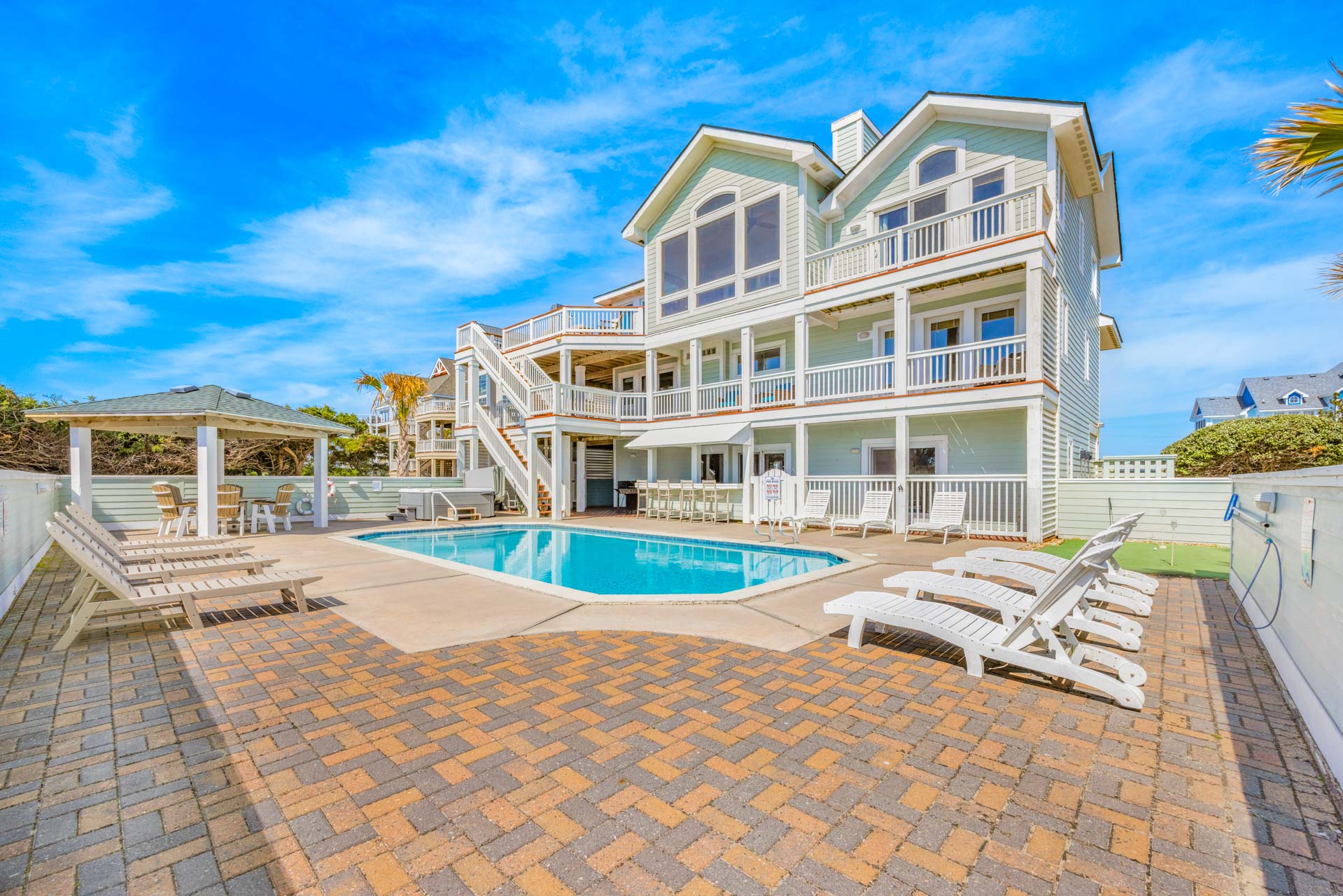 Surf Or Sound Realty 1126 Splash Landing Pool Area 3