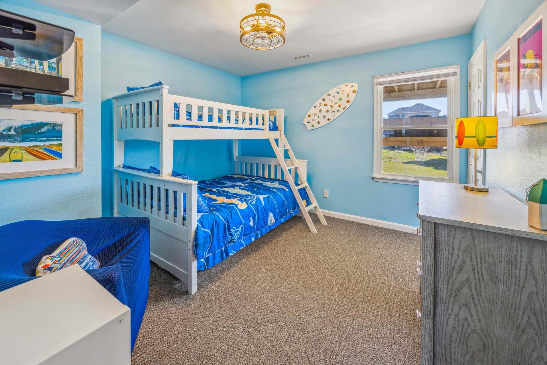 Surf Or Sound Realty 262 Endless Summer Bedroom 7