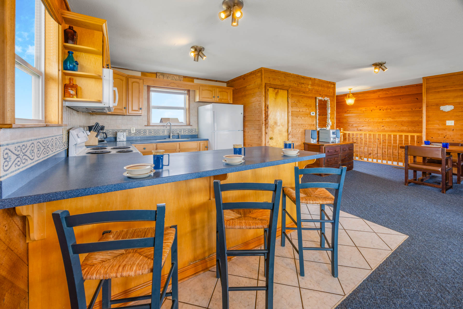 Surf Or Sound Realty 463 Casa Mare Kitchen 3