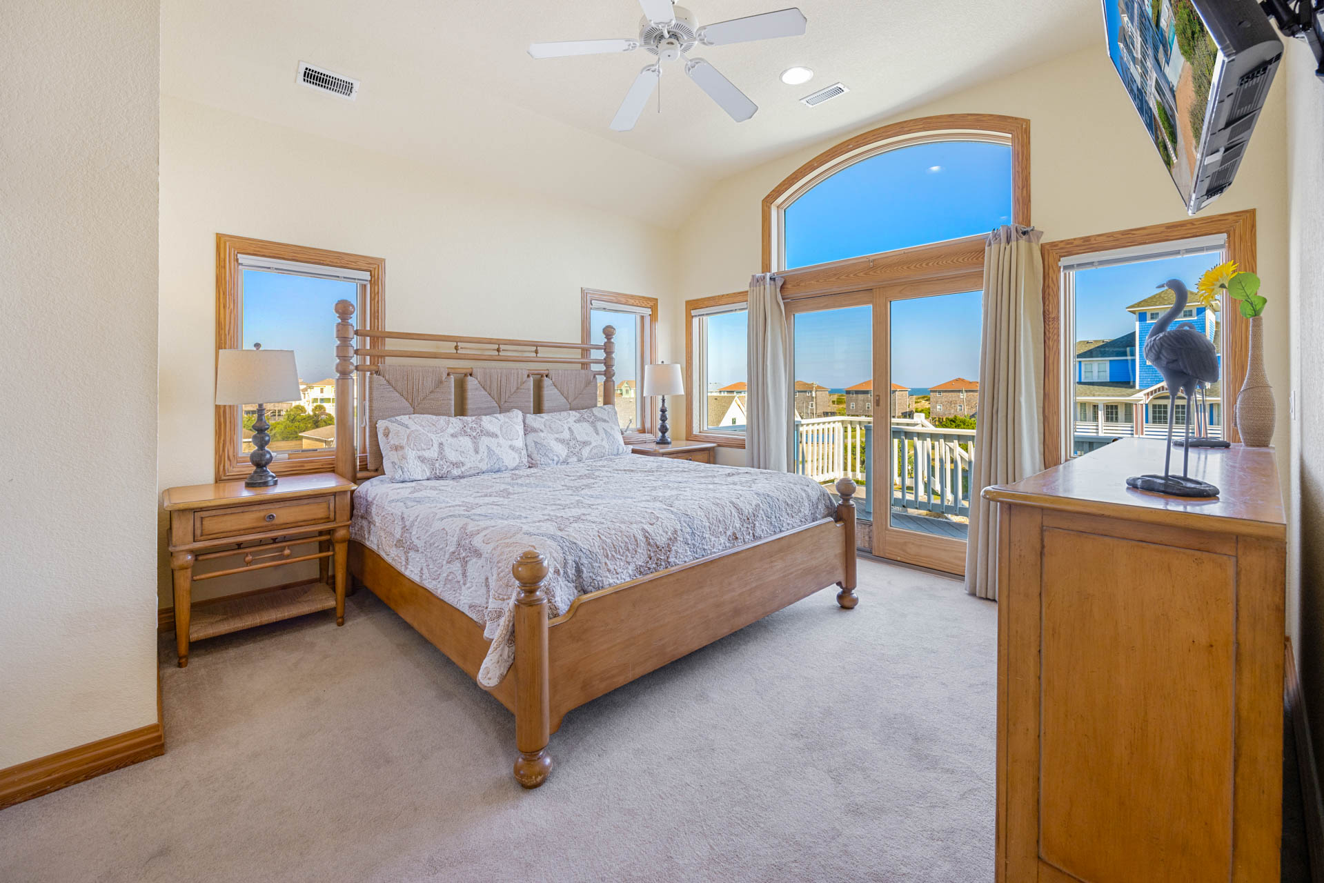 Surf Or Sound Realty 612 Yellowfin Bedroom 1 1