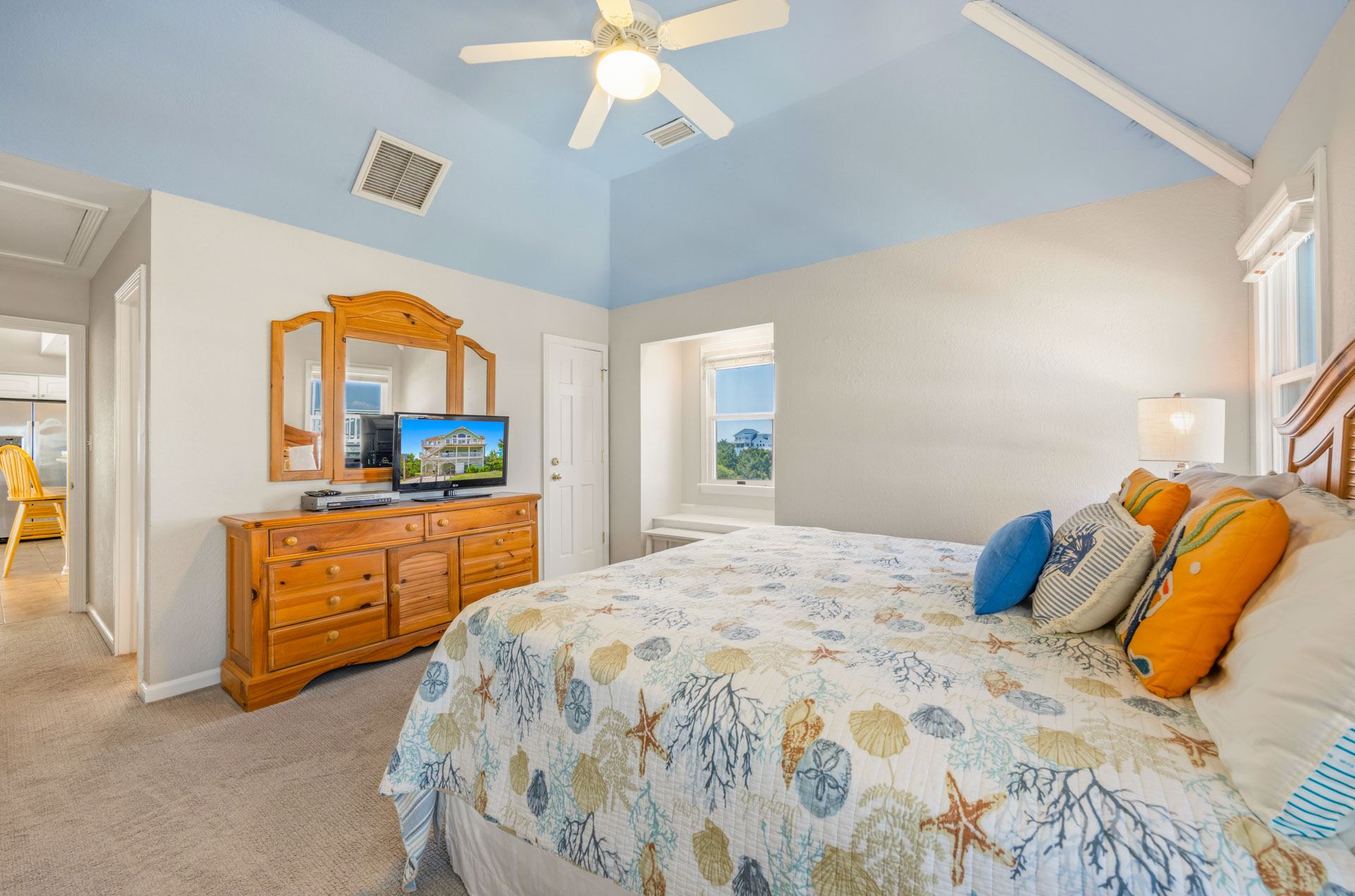 Surf Or Sound Realty 868 Forever Sunshine Bedroom 1 2