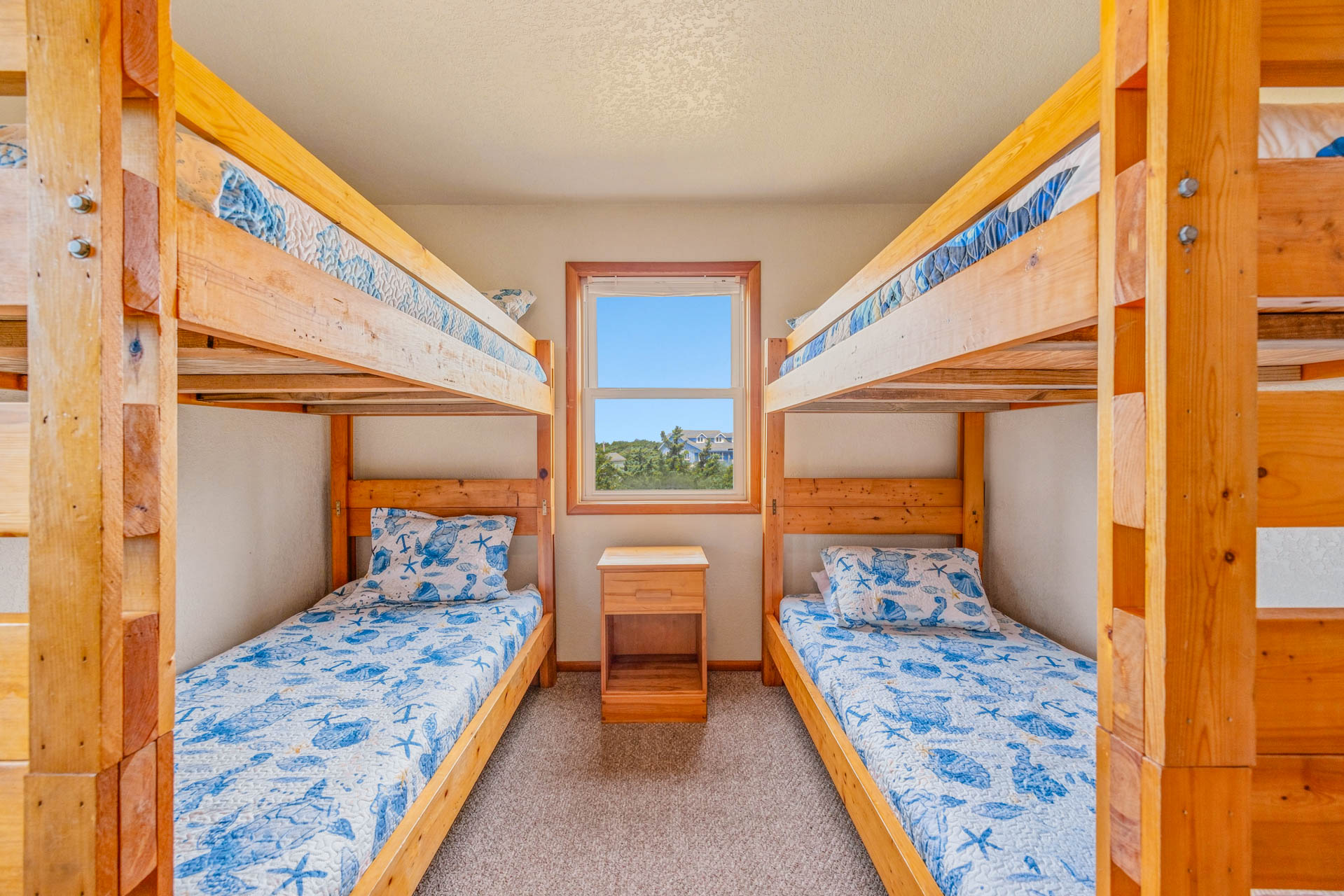 Surf Or Sound Realty 33 Sand Flea Bedroom 4 1