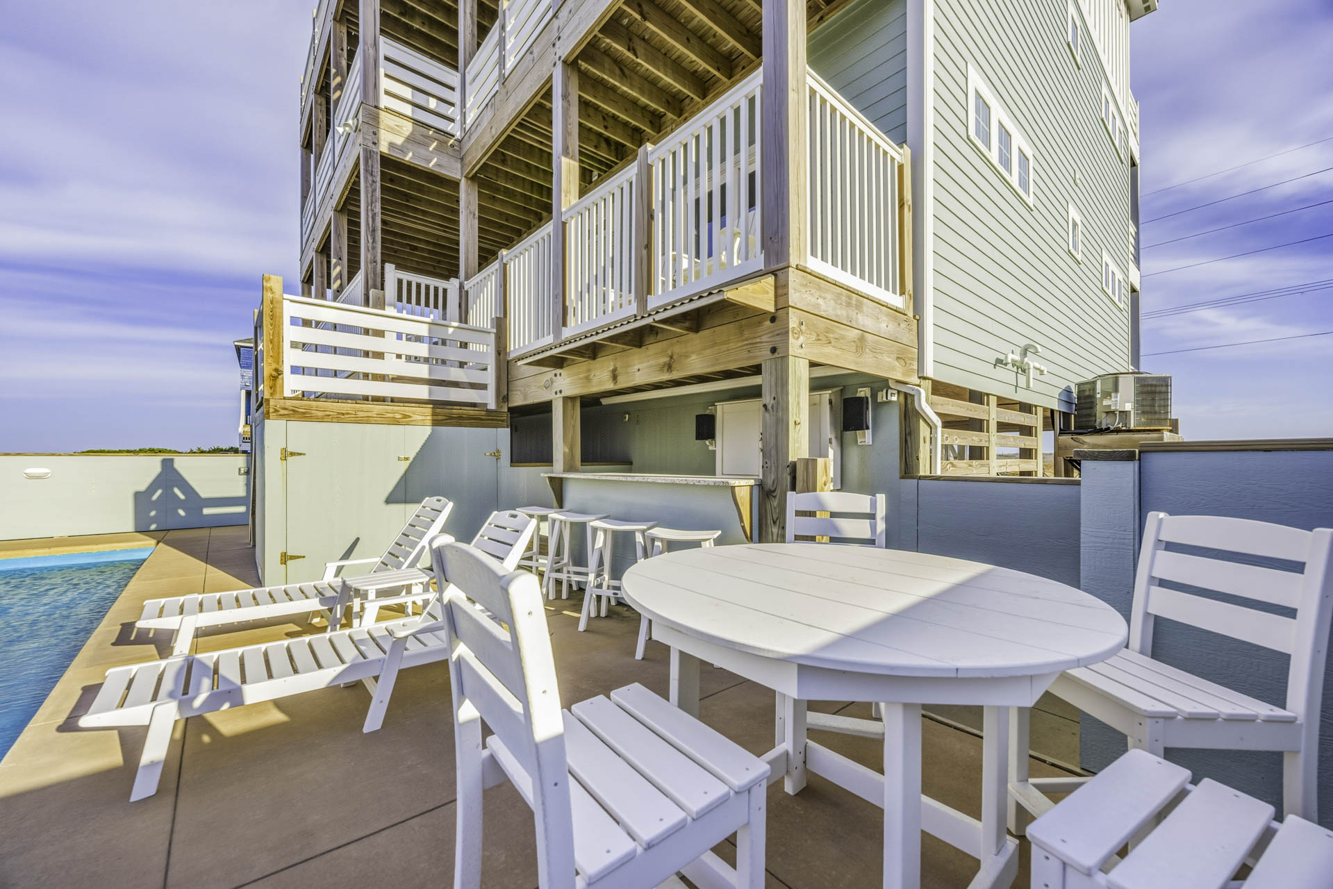 Surf Or Sound Realty 1000 Bellavues Pool Area 4