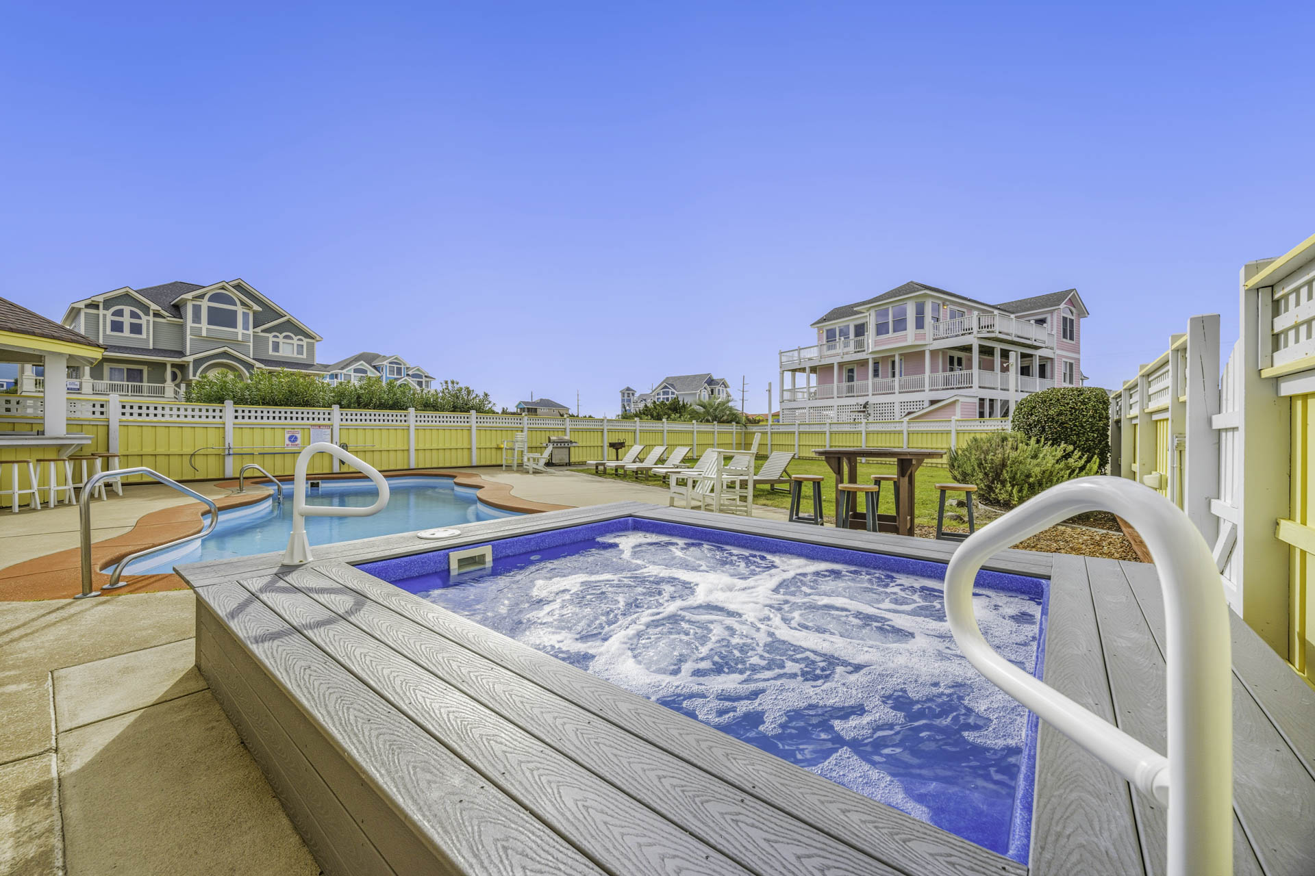 Surf Or Sound Realty 886 Jamman By The Sea Hot Tub 2