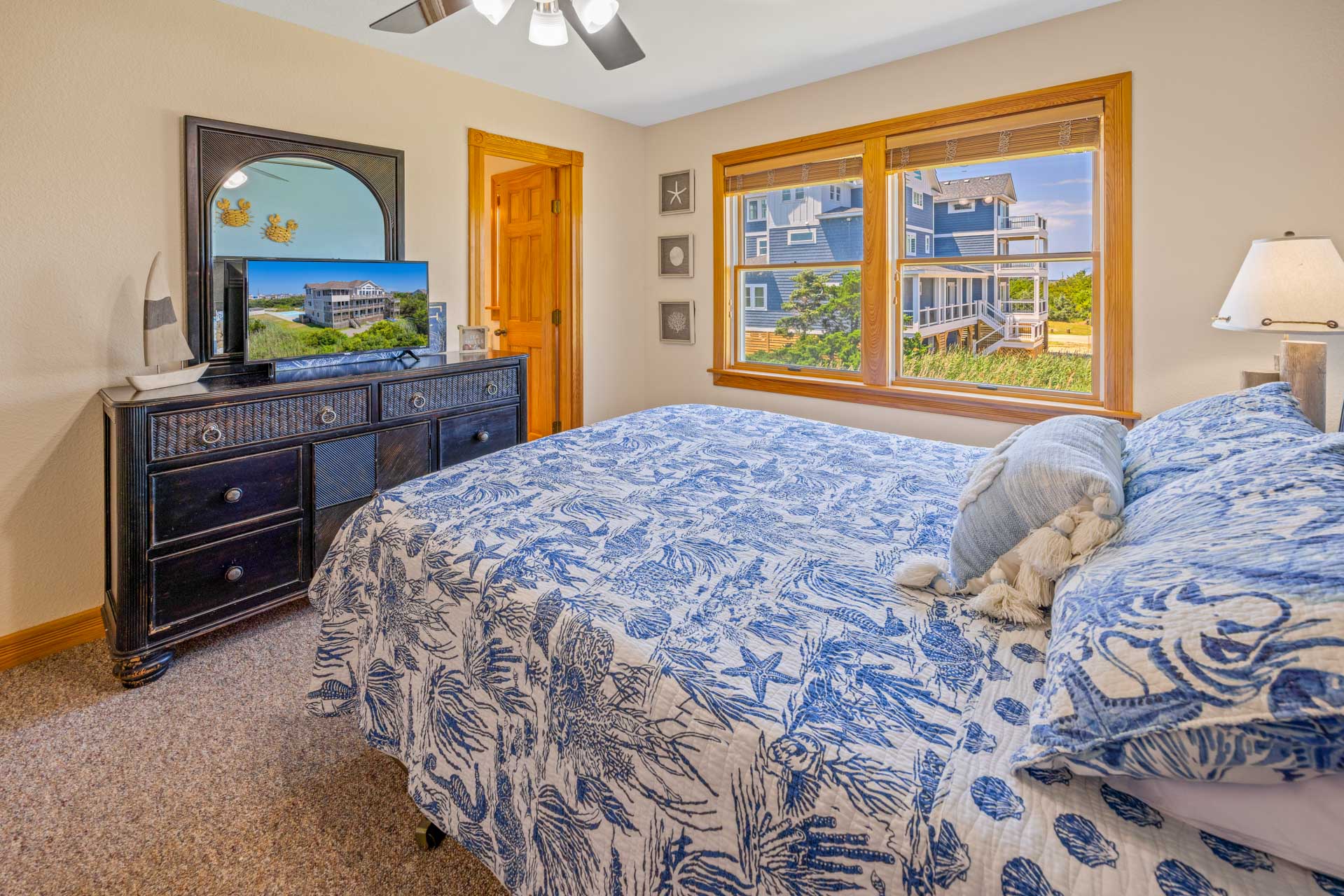 Surf Or Sound Realty 566 La Familia Bedroom 6 2