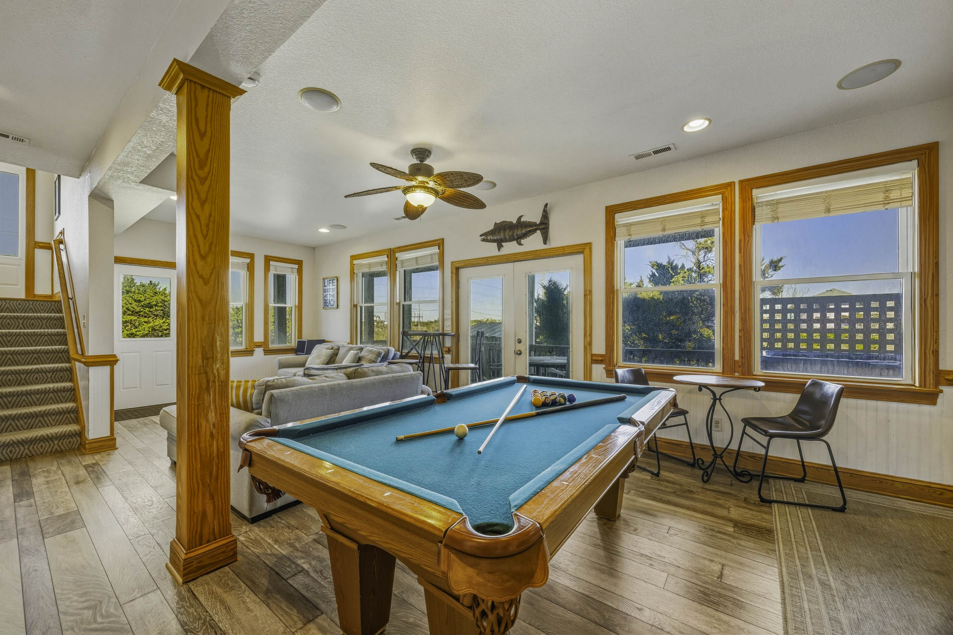 Surf Or Sound Realty 1233 High Tide Haven Game Room 4