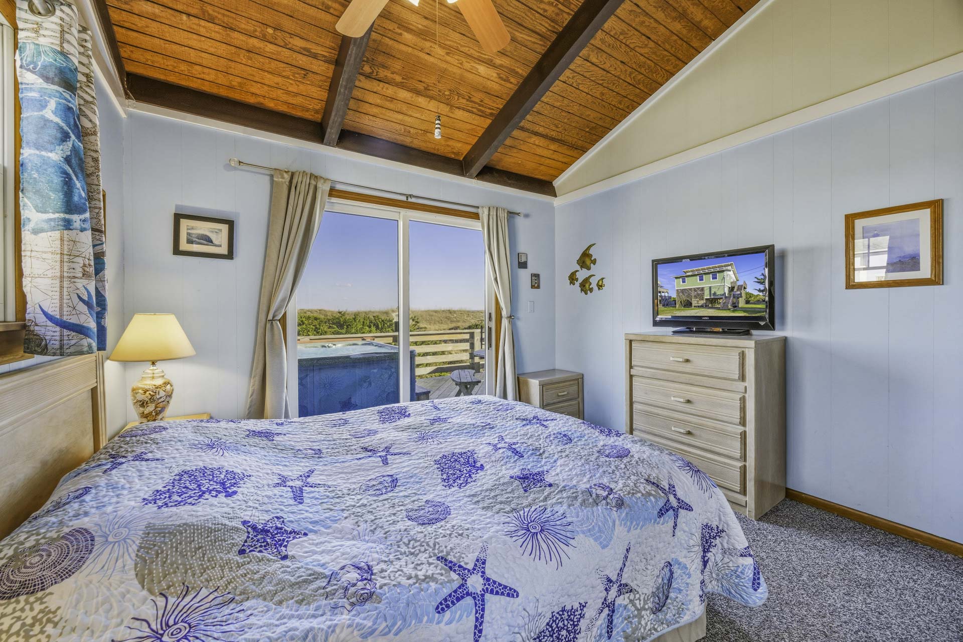 Surf Or Sound Realty 861 Kinnakeet Retreat Bedroom 1 2