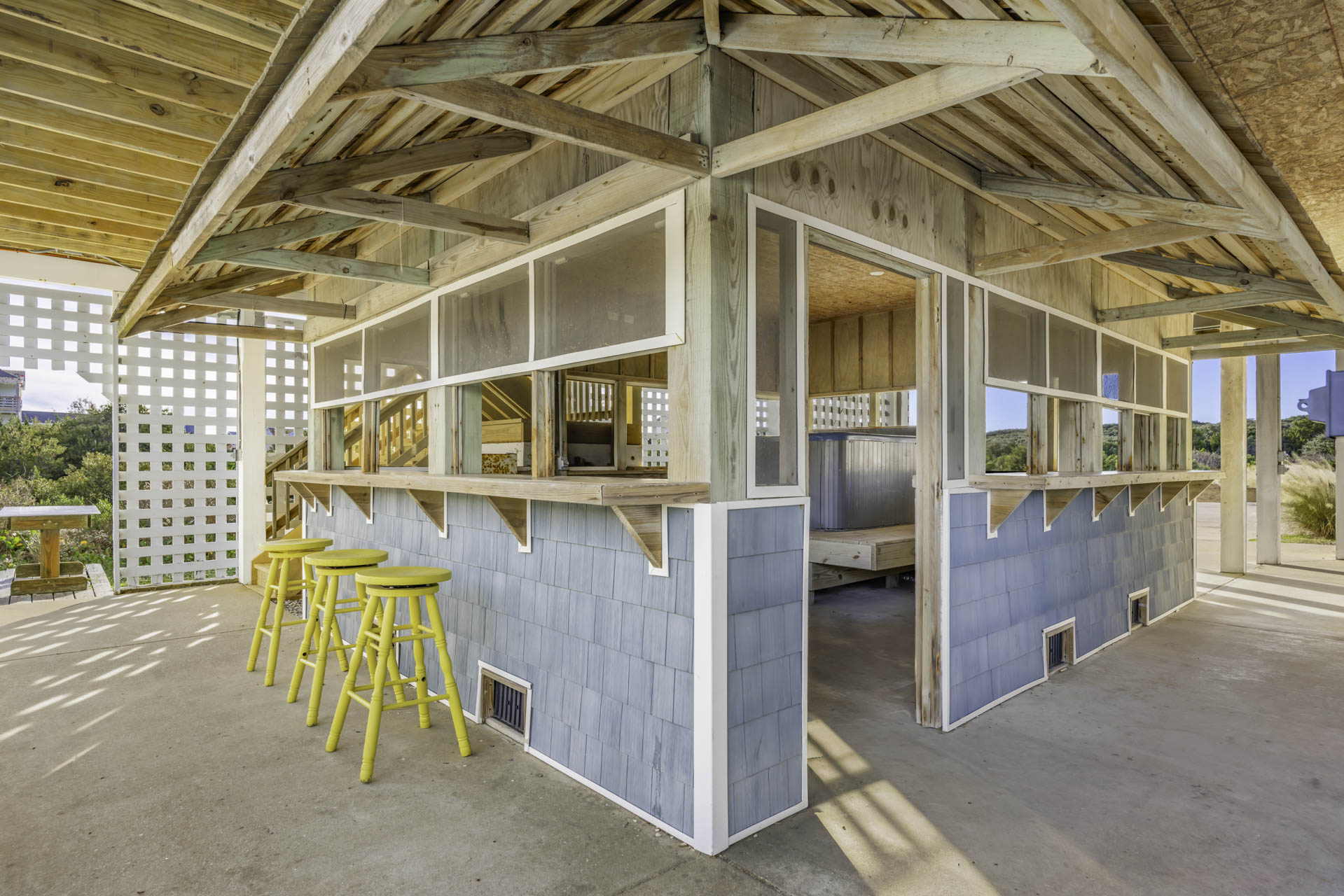 Surf Or Sound Realty 687 The Scotch Retreat Patio