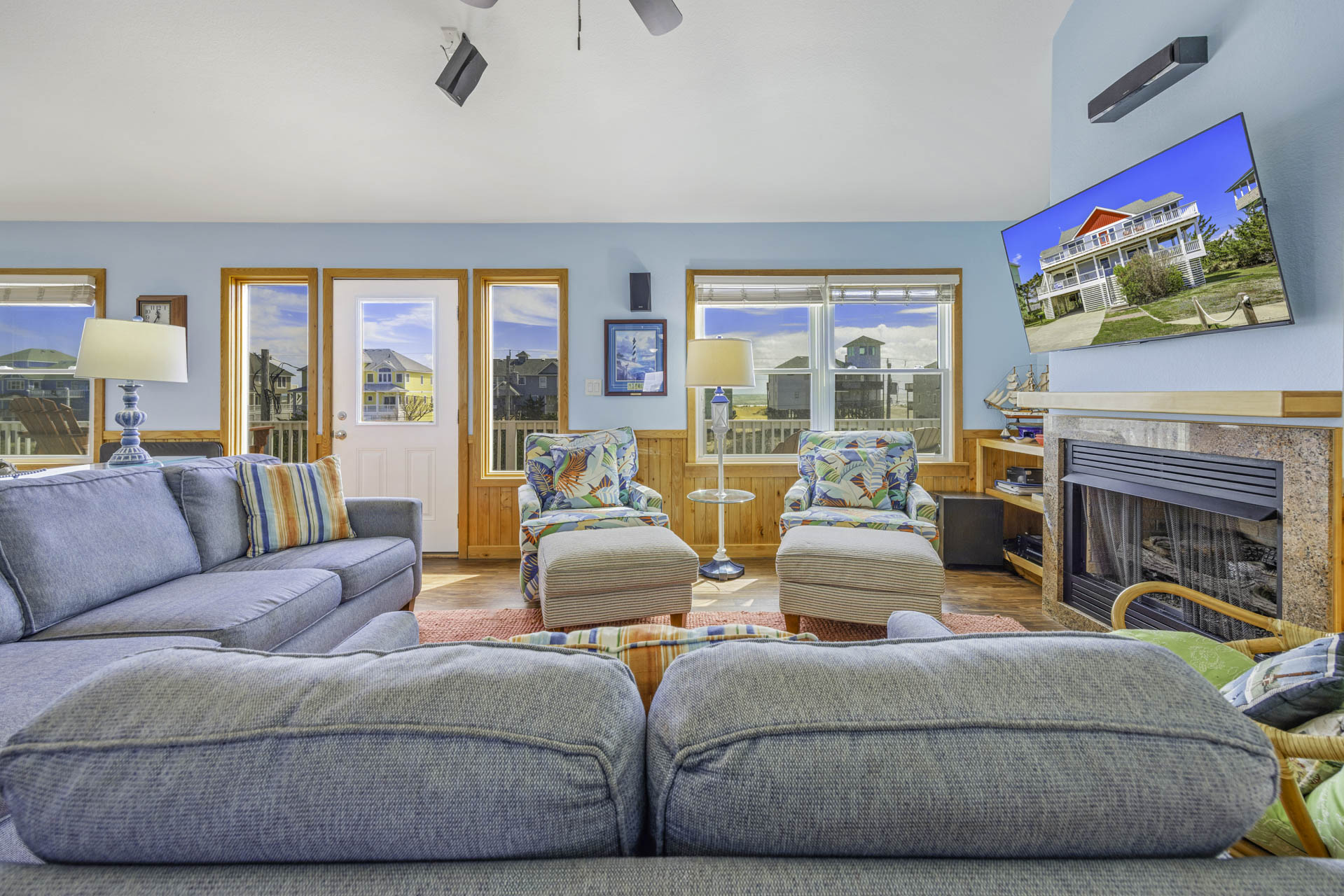 Surf Or Sound Realty 725 Sea Winds Great Room 5