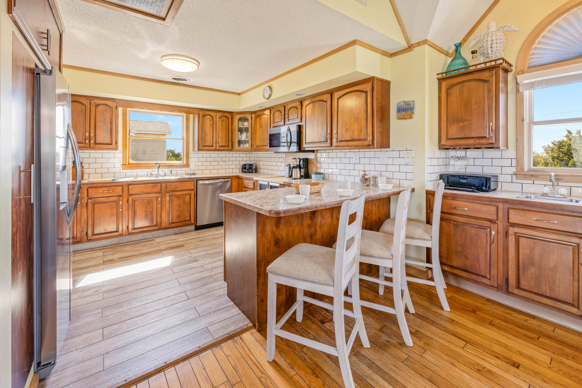 Surf Or Sound Realty 1094 Sea Lady Kitchen 1