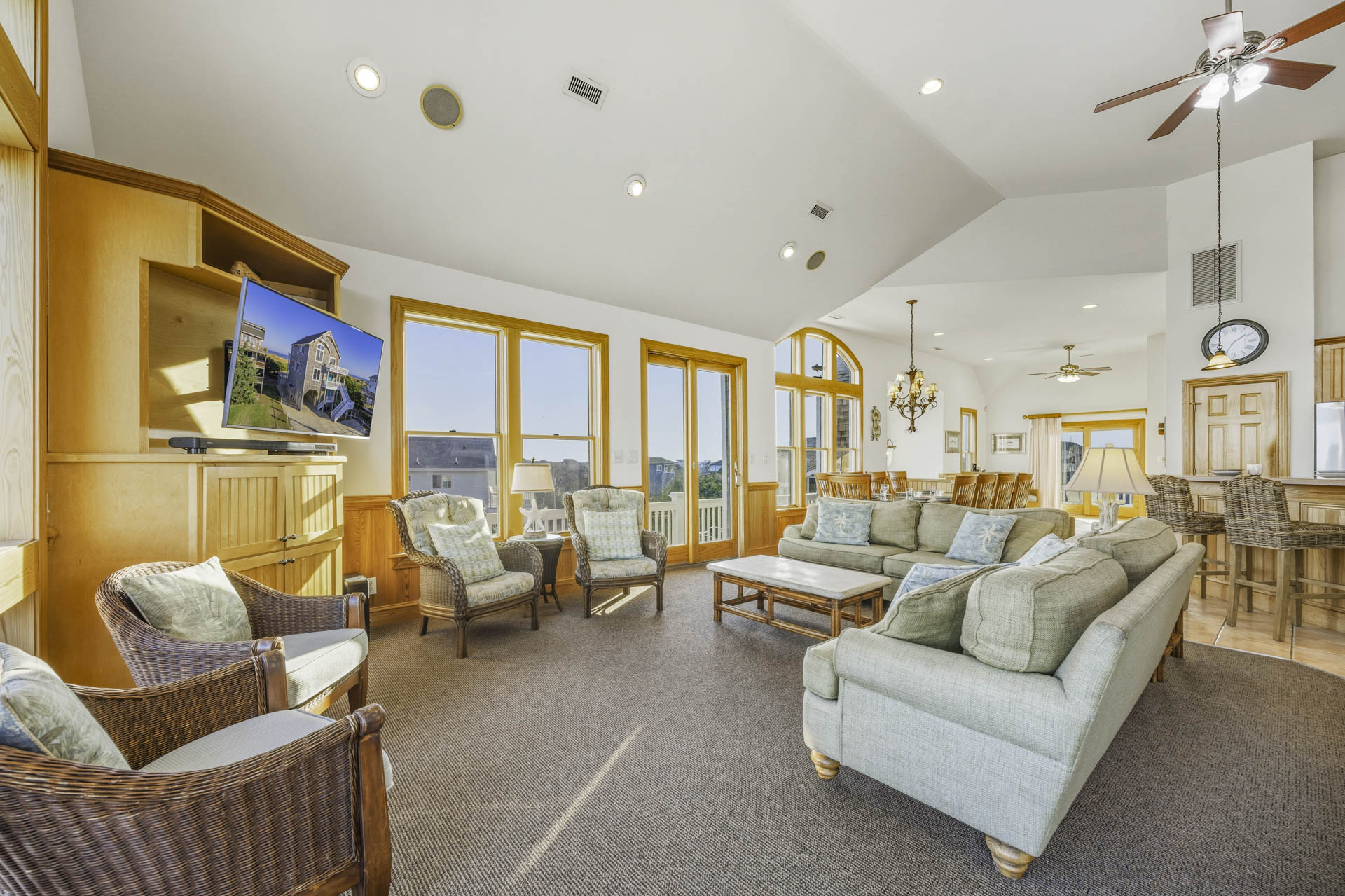 Surf Or Sound Realty 270 Seagate Station Great Room 3