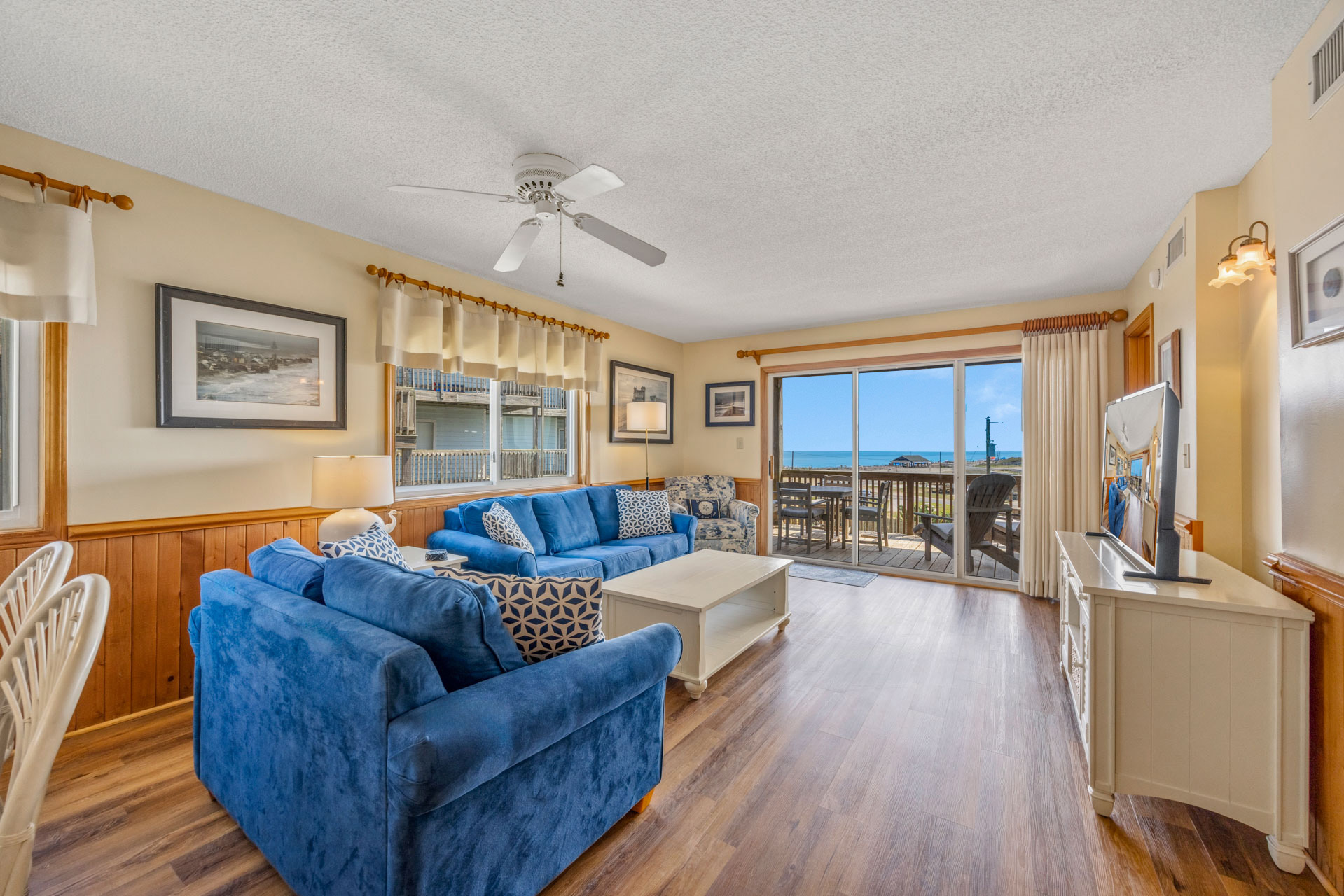 Surf Or Sound Realty 1048 Sea Site Heights Great Room 1