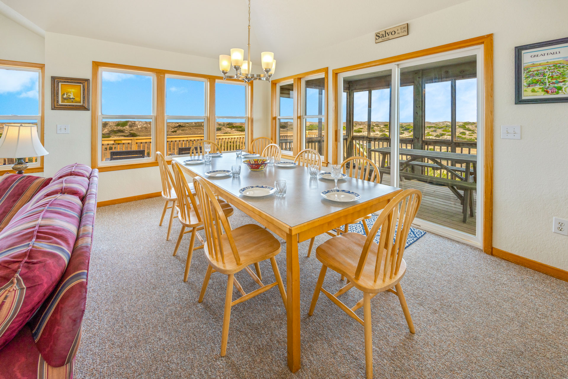 Surf Or Sound Realty 605 Intuition Dining Area 1