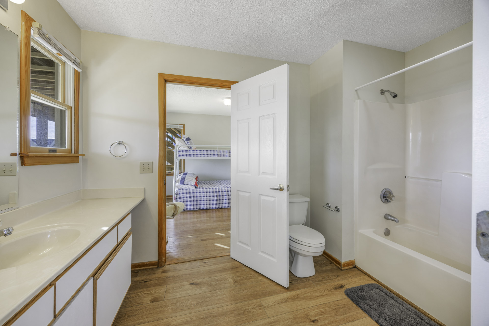 Surf Or Sound Realty 753 Longview Bedroom 3 3