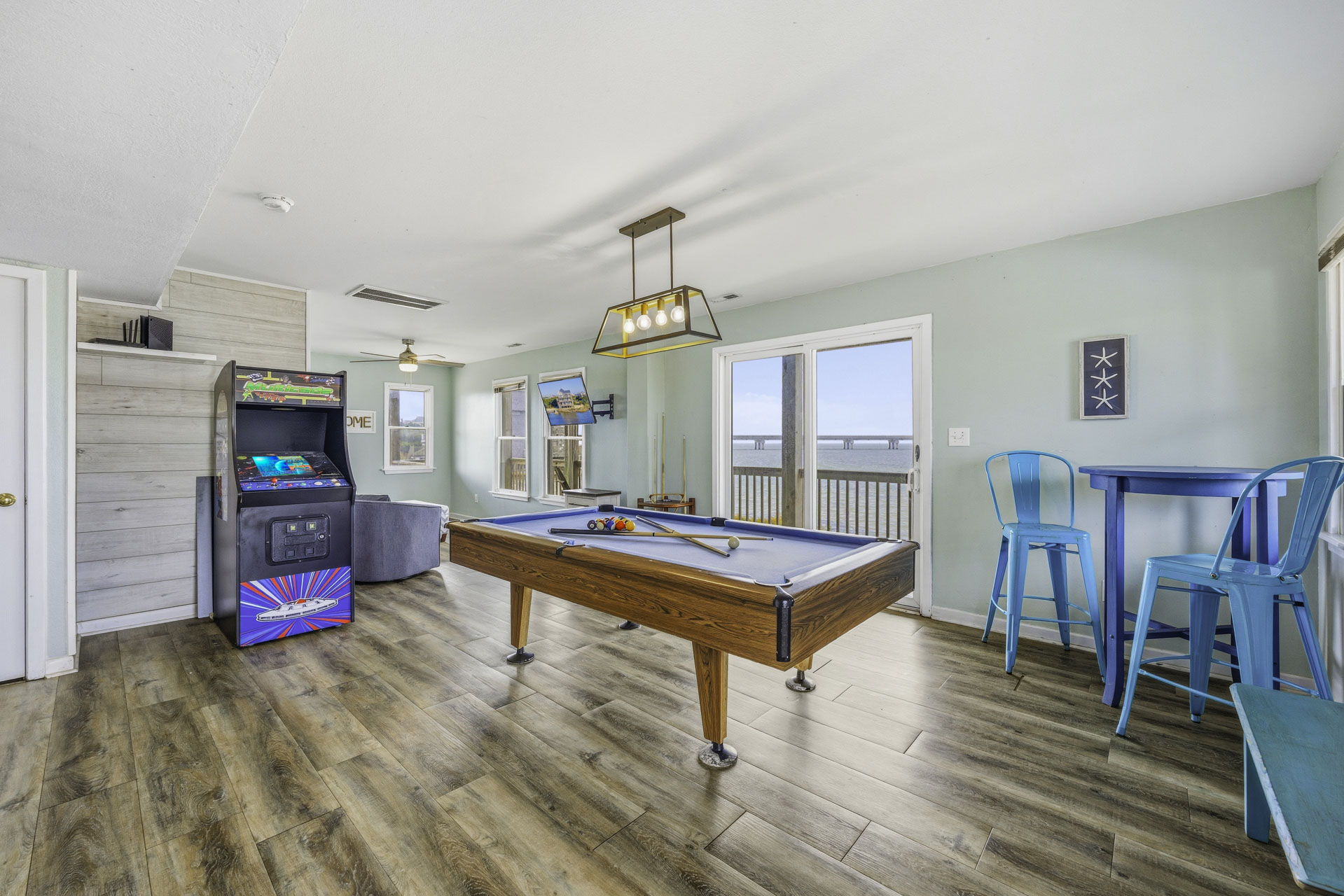 Surf Or Sound Realty 260 Gone With The Wind Game Room 1