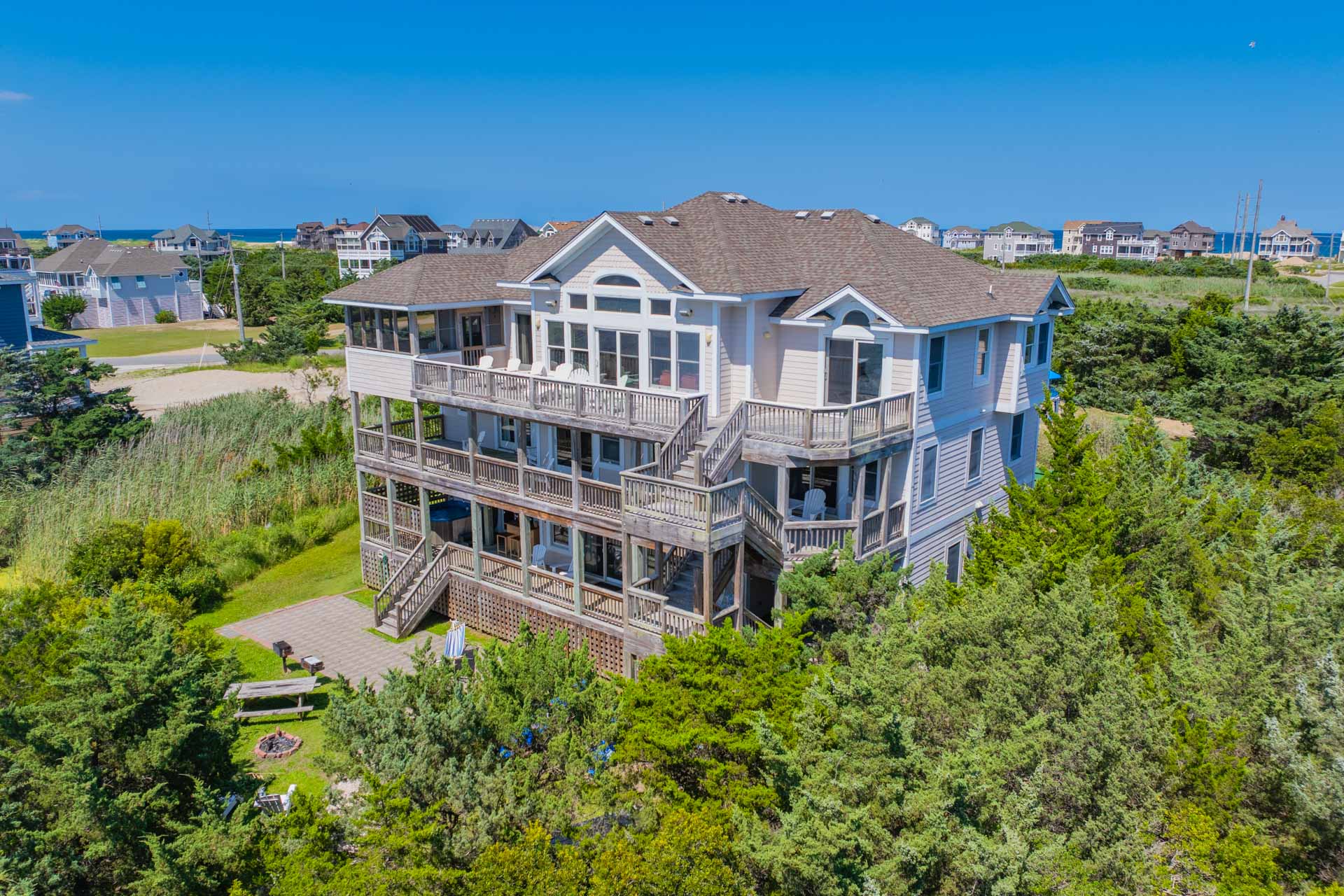 Surf Or Sound Realty 566 La Familia Exterior 12
