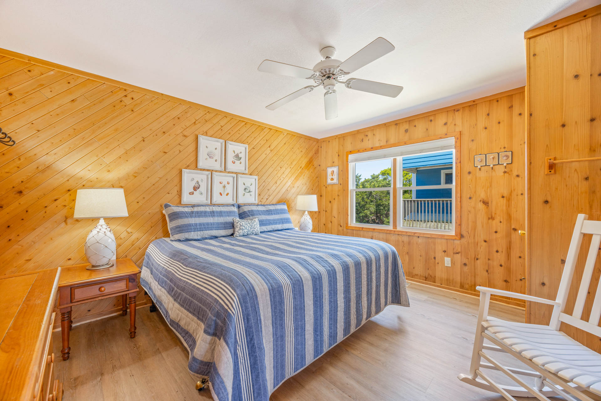 Surf Or Sound Realty 1144 The Sandy House Bedroom 3 1