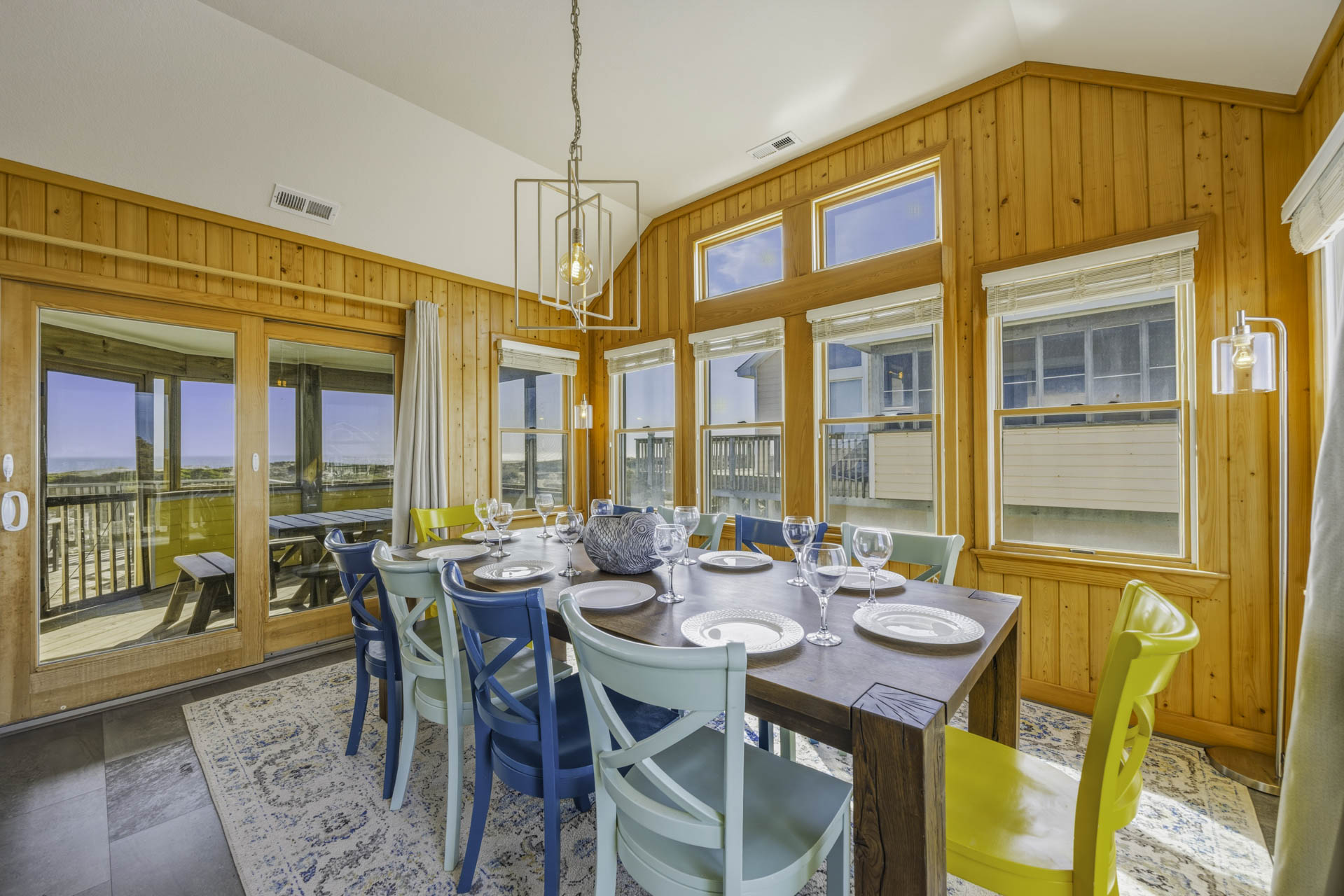 Surf Or Sound Realty 160 Cheerio Dining Area 2