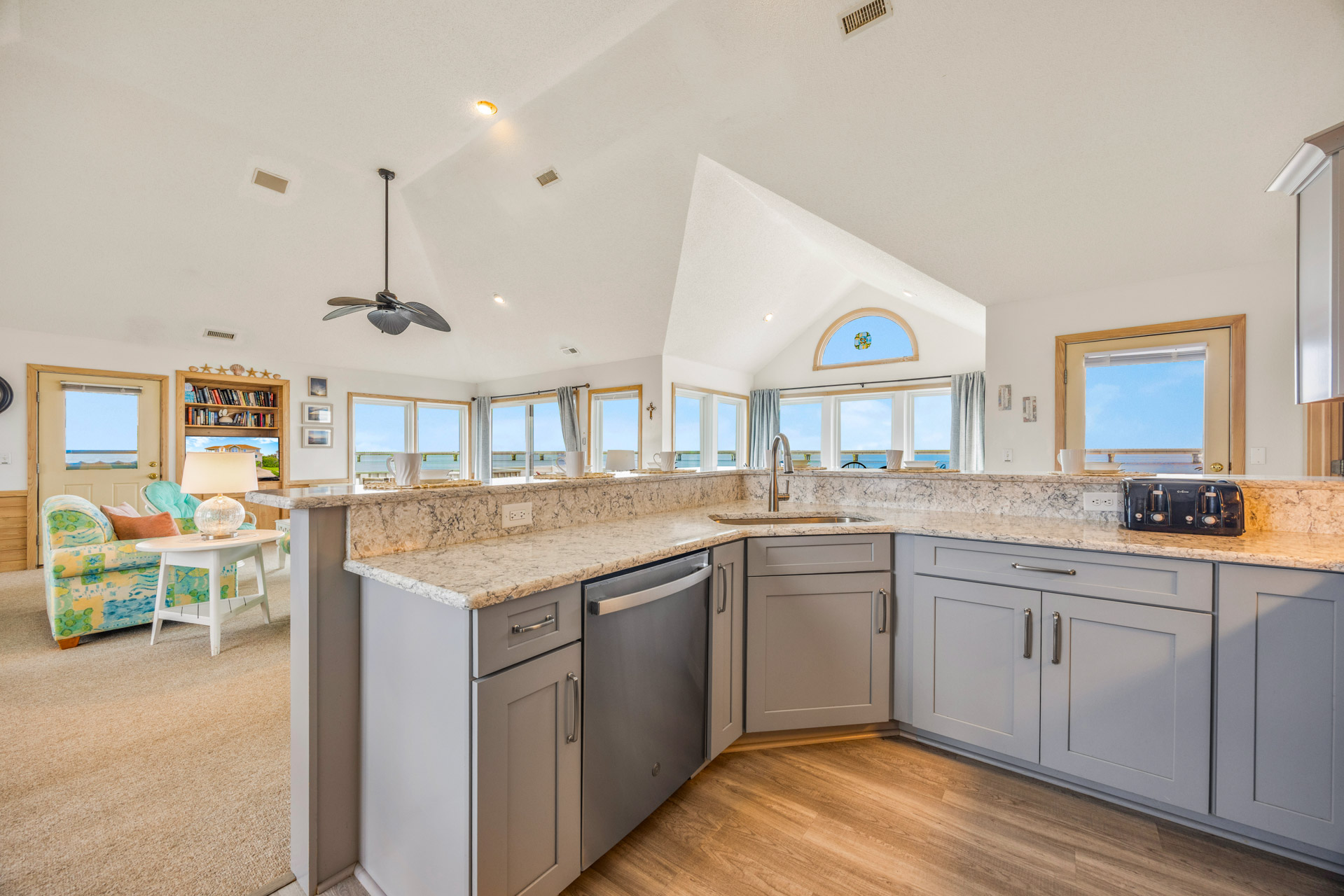 Surf Or Sound Realty 278 2Nd Wind Kitchen 5