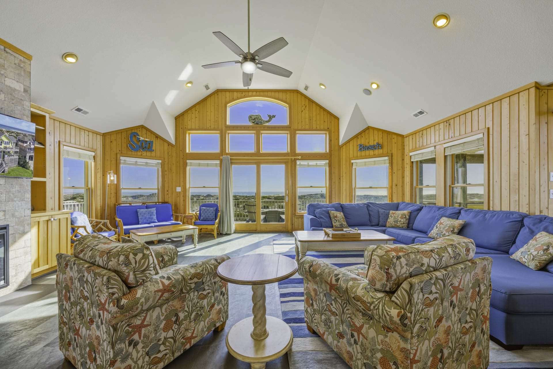 Surf Or Sound Realty 160 Cheerio Great Room 6