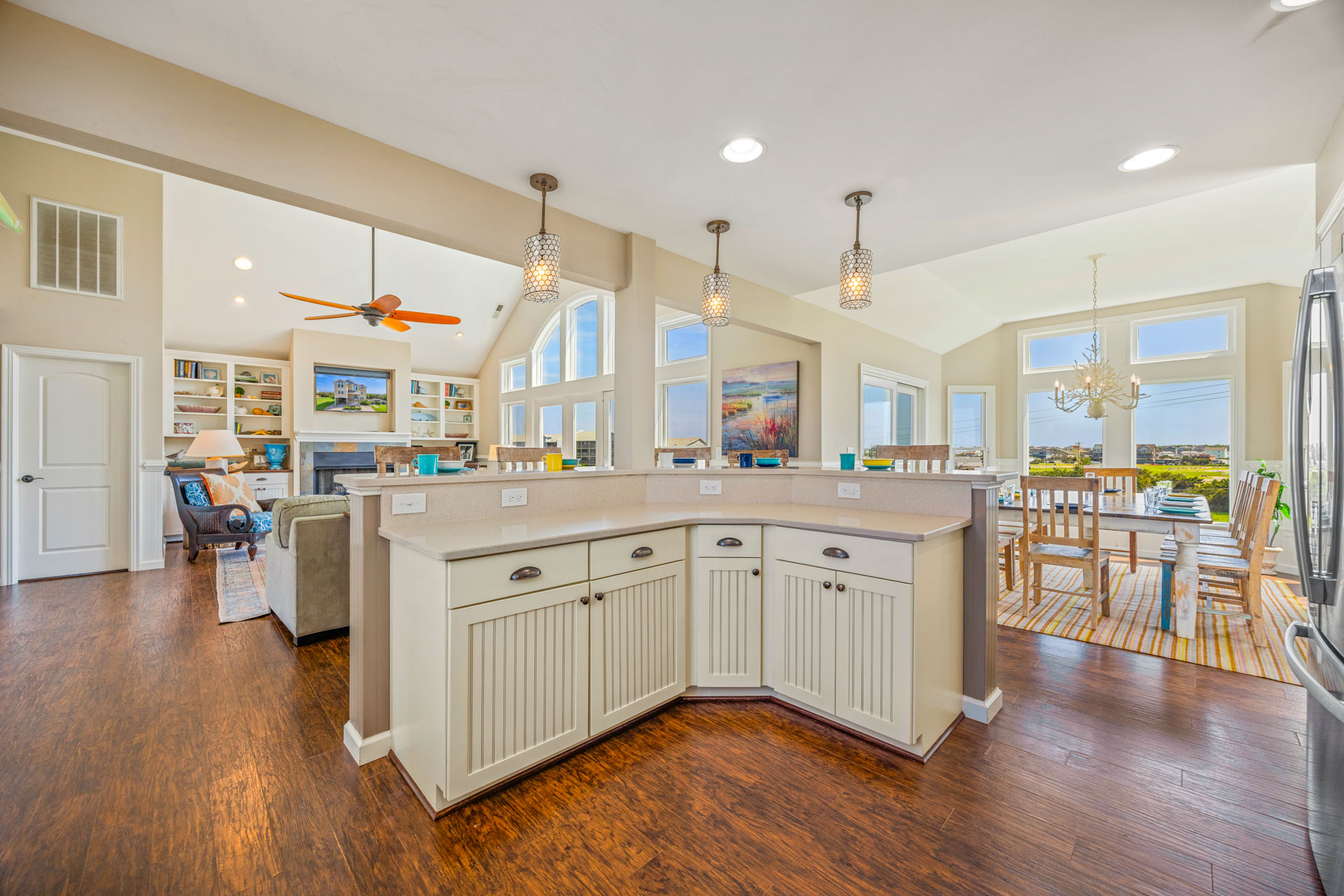 Surf Or Sound Realty 734 Hi View Kitchen 4