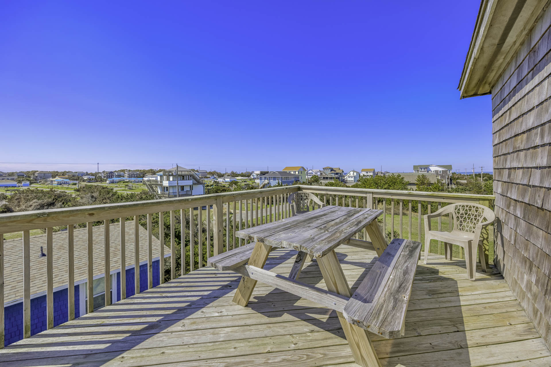 Surf Or Sound Realty 1100 Makin Waves Deck 2