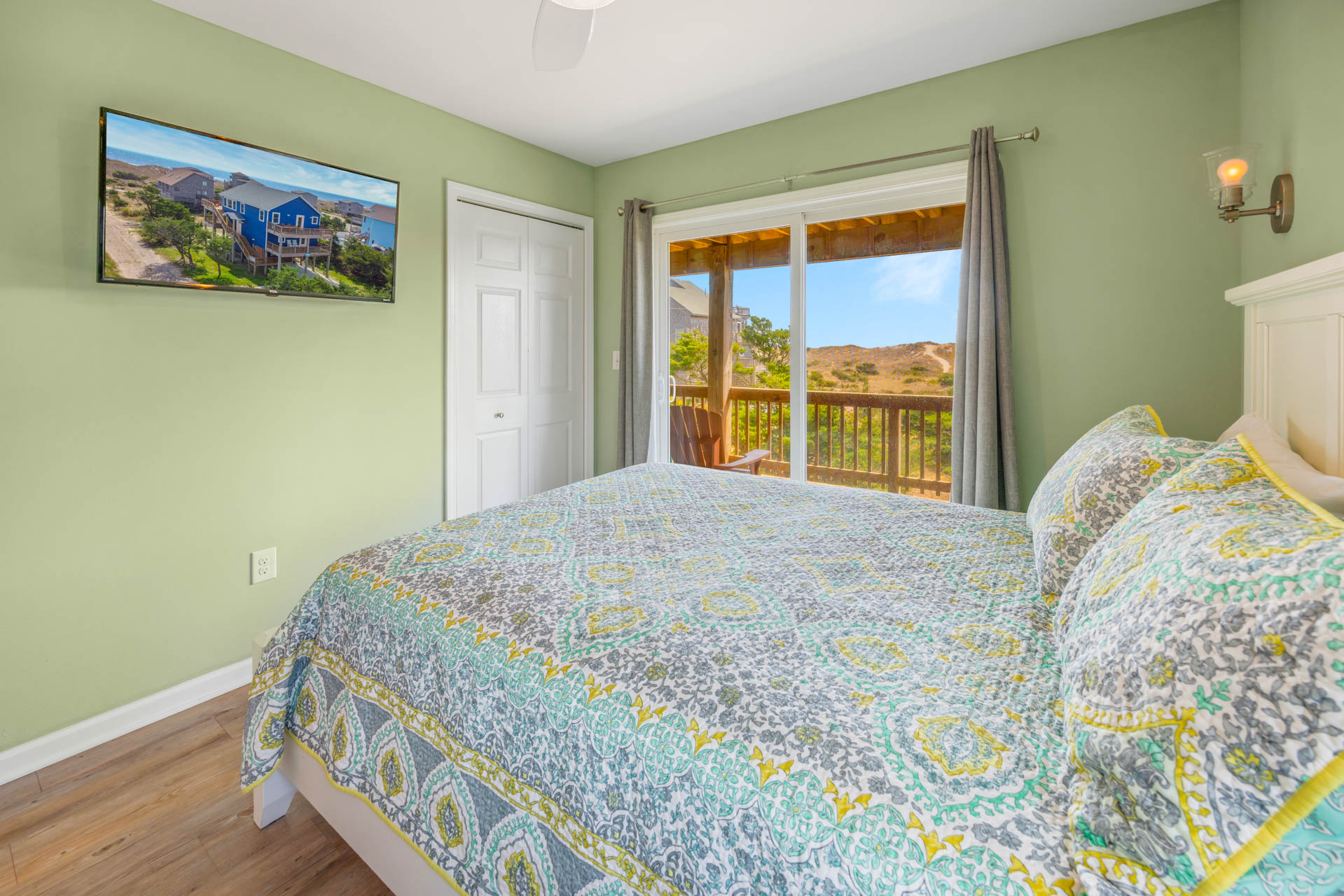 Surf Or Sound Realty 1020 Bunky's Den Bedroom 2 2