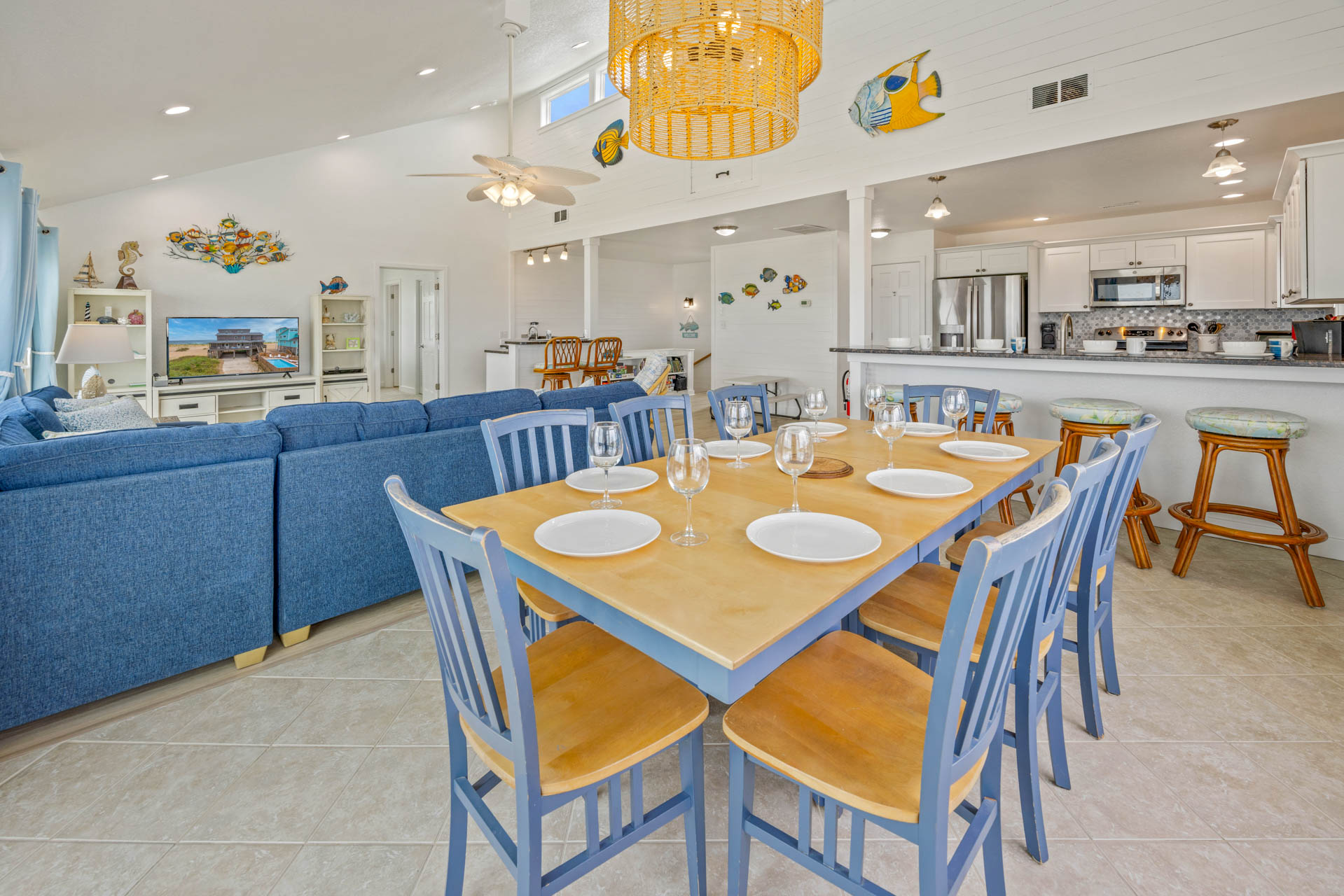 Surf Or Sound Realty 1226 Ocean's 31 Dining Area 2