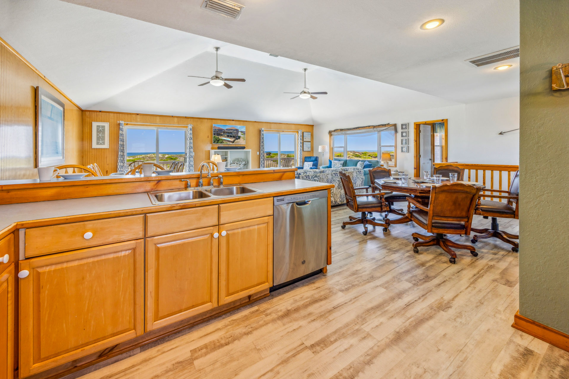 Surf Or Sound Realty 704 A Reel Addiction Kitchen 4